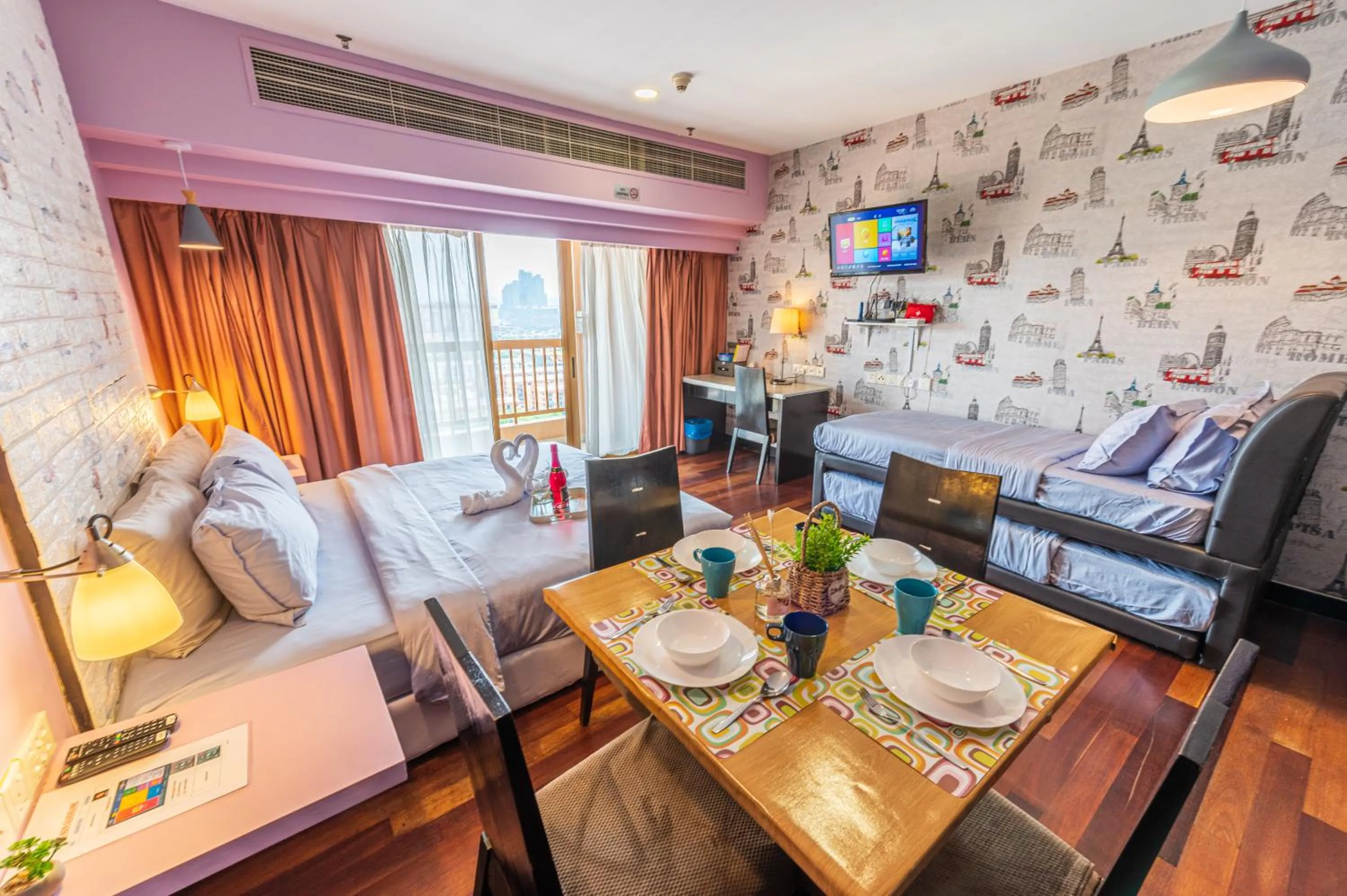 Resort Suites Pyramid & Lagoon