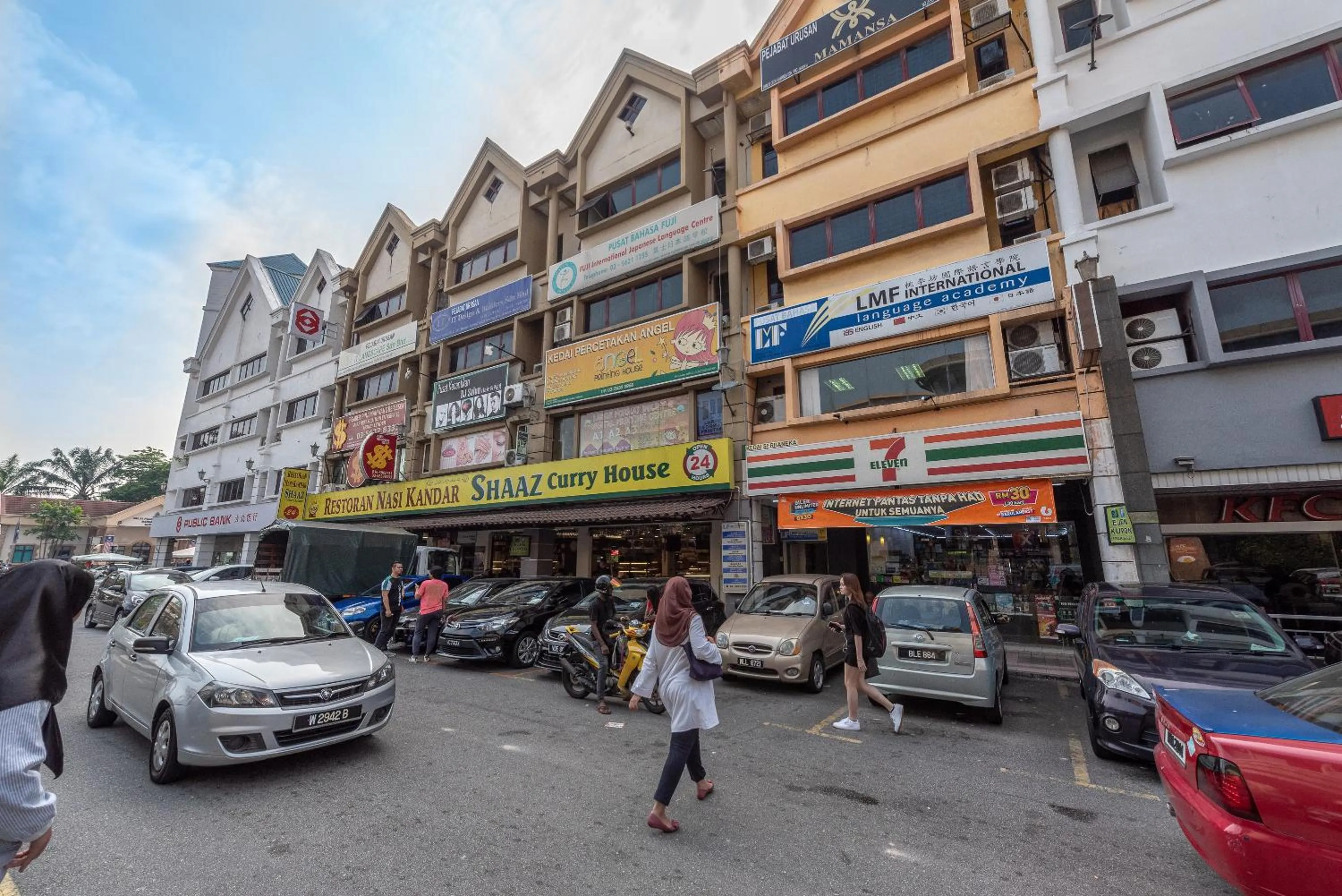 Resort Suites Pyramid & Lagoon