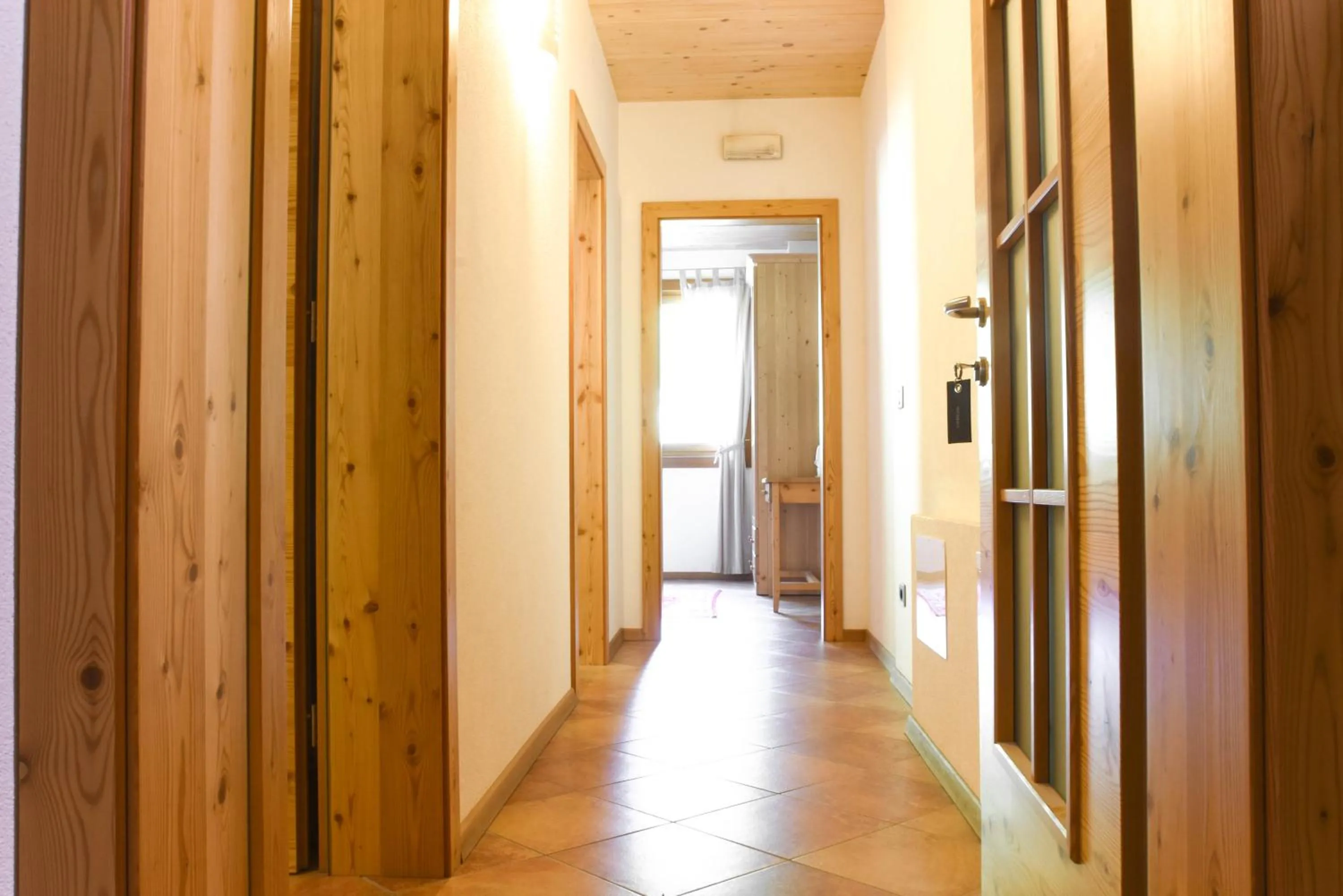 Photo of the whole room in Agritur Casteller