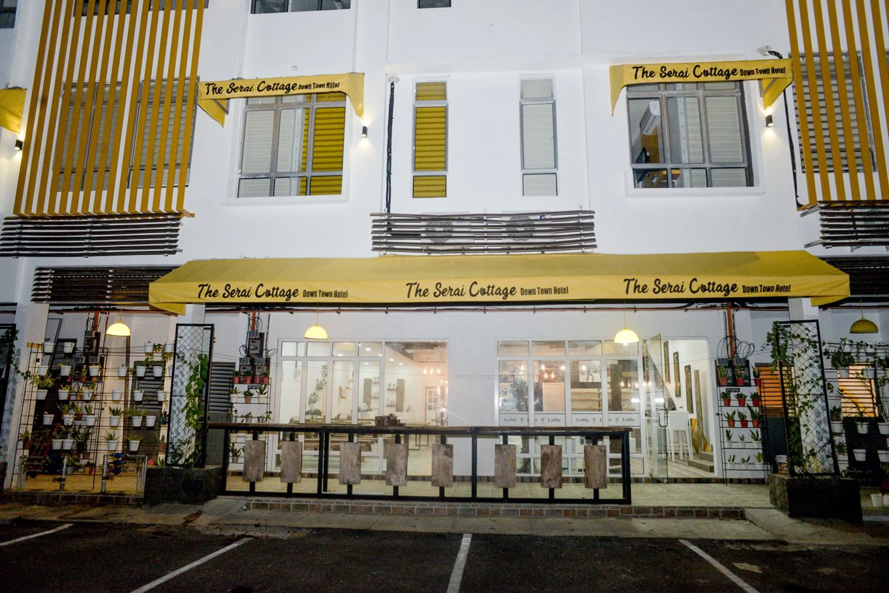 The Serai Cottage Downtown Hotel