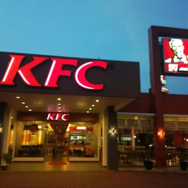 Food and drinks in The Serai Cottage Downtown Hotel