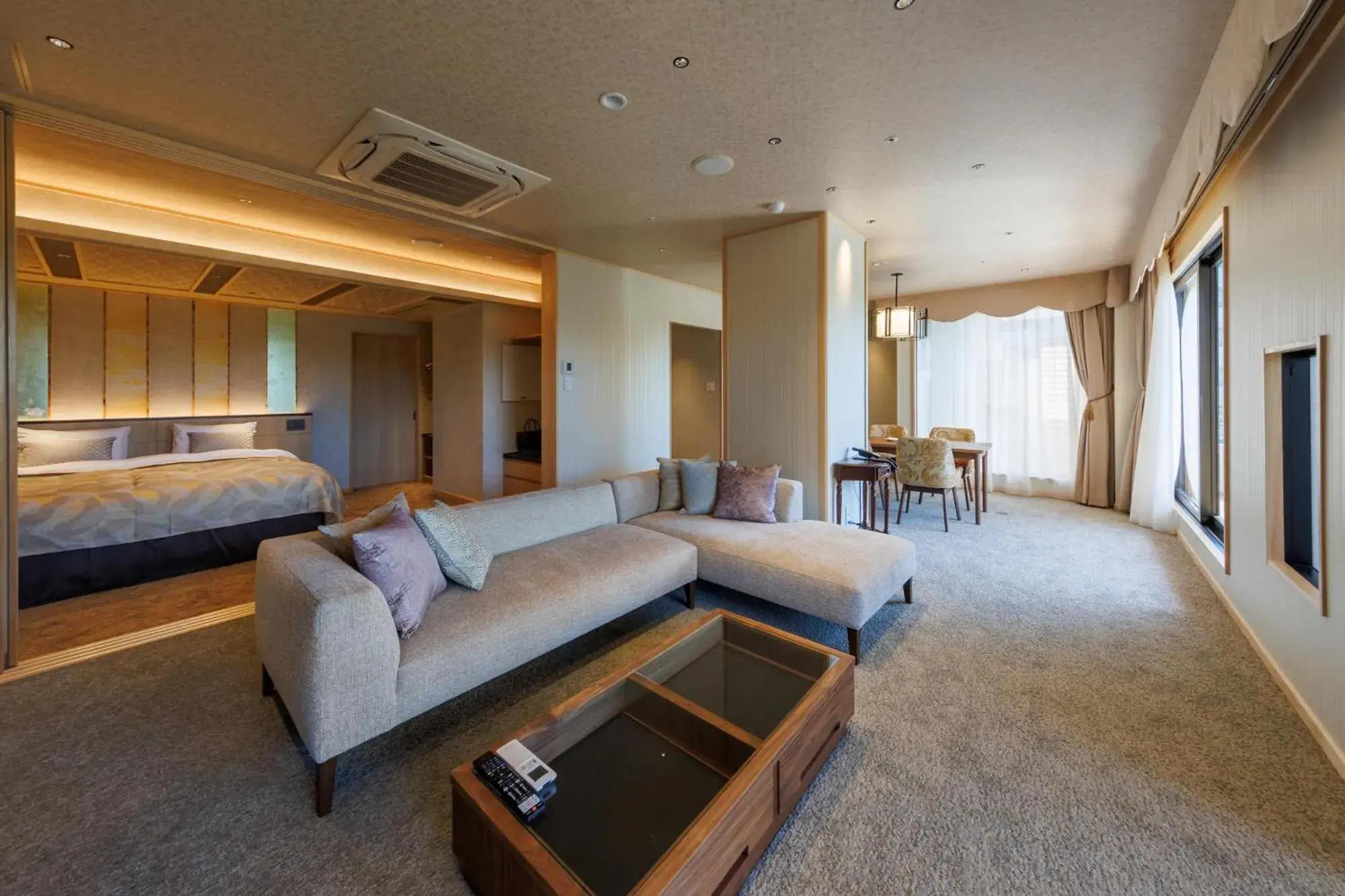 TV and multimedia, Bed in Kinugawa Grand Hotel Yumenotoki TV and multimedia, Bed in Kinugawa Grand Hotel Yumenotoki