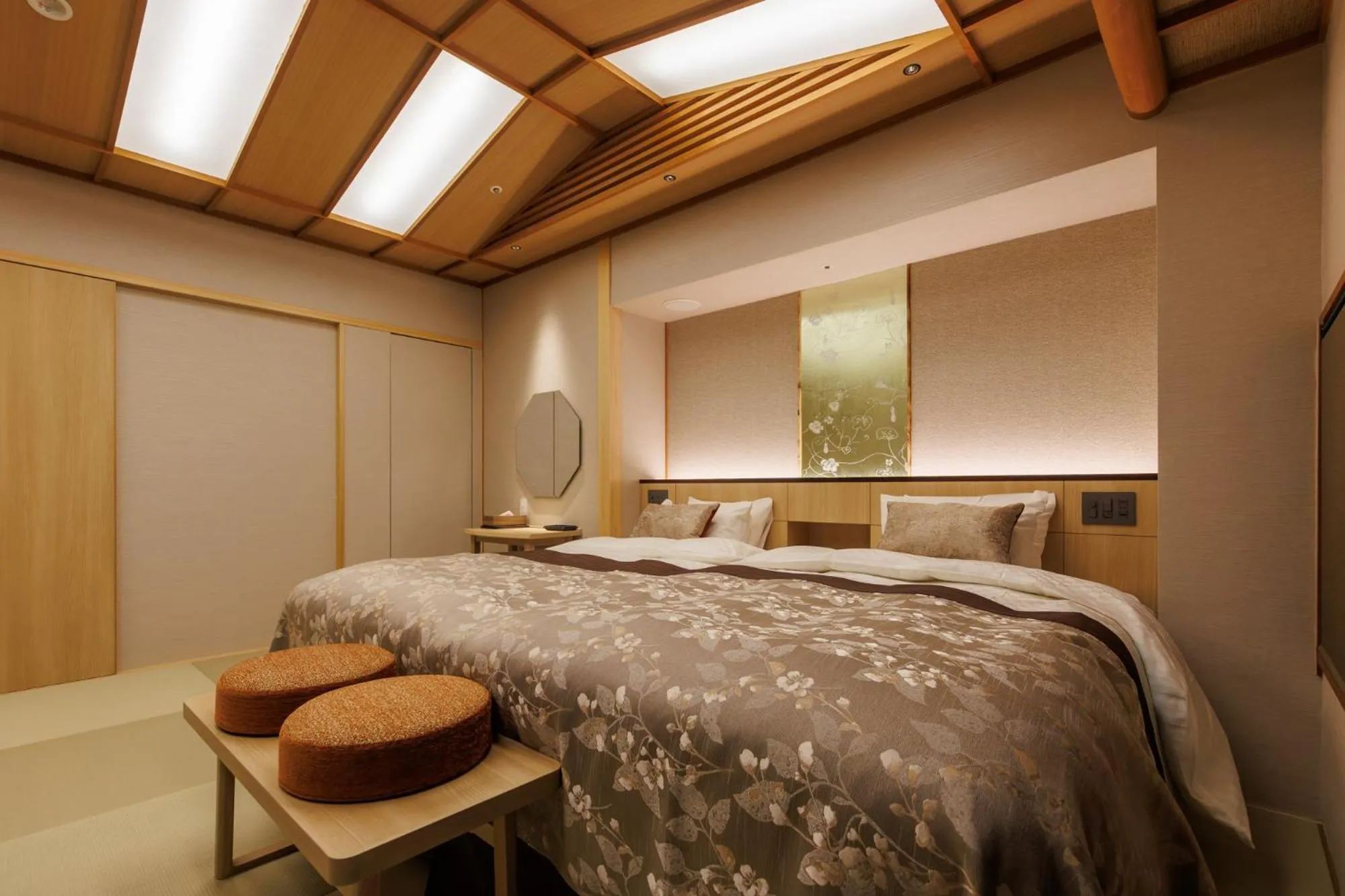 Bed in Kinugawa Grand Hotel Yumenotoki