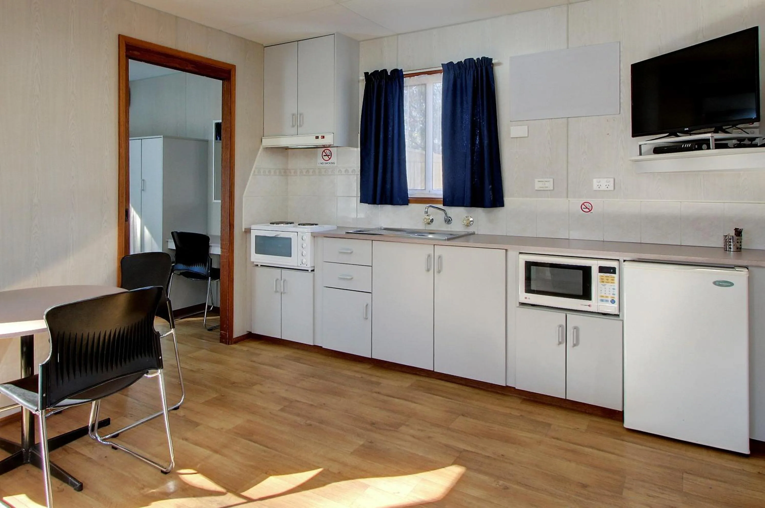 Kitchen or kitchenette in Gawler Caravan Park