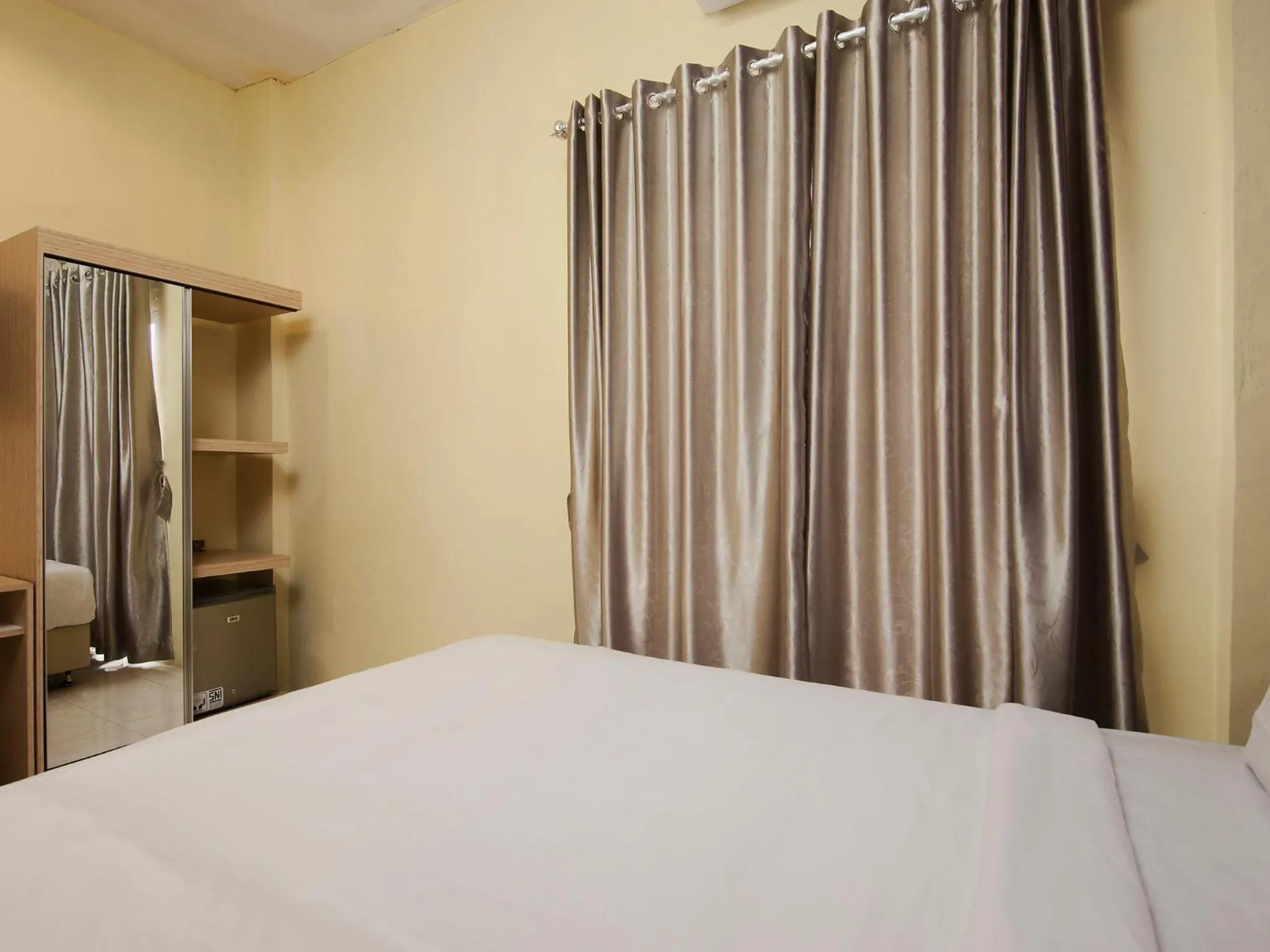 Bedroom, Bed in RAP Hotel Balige