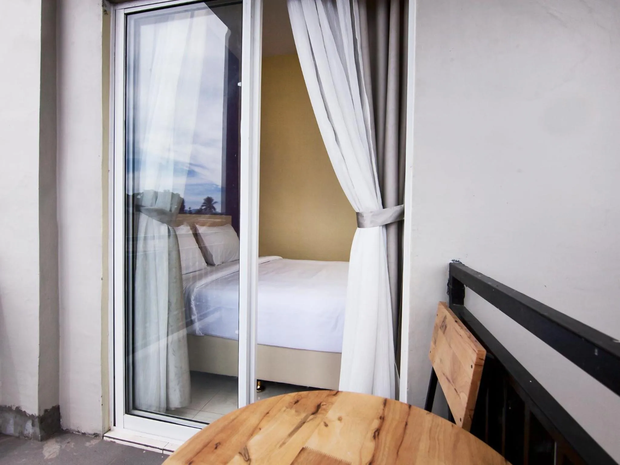 Patio, Bed in RAP Hotel Balige