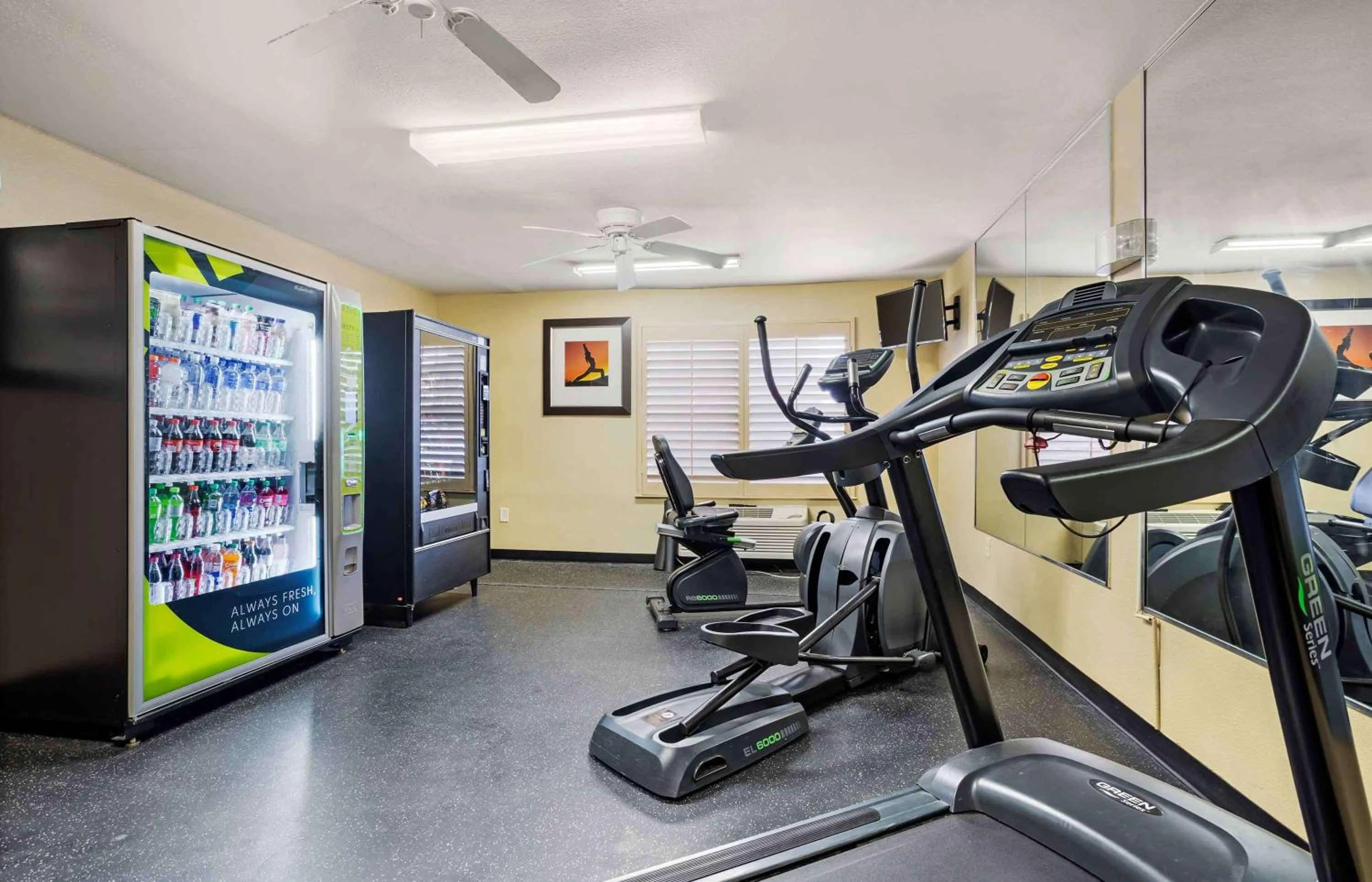 Fitness centre/facilities in Extended Stay America Suites - Houston - Med Ctr - NRG Park - Braeswood Blvd