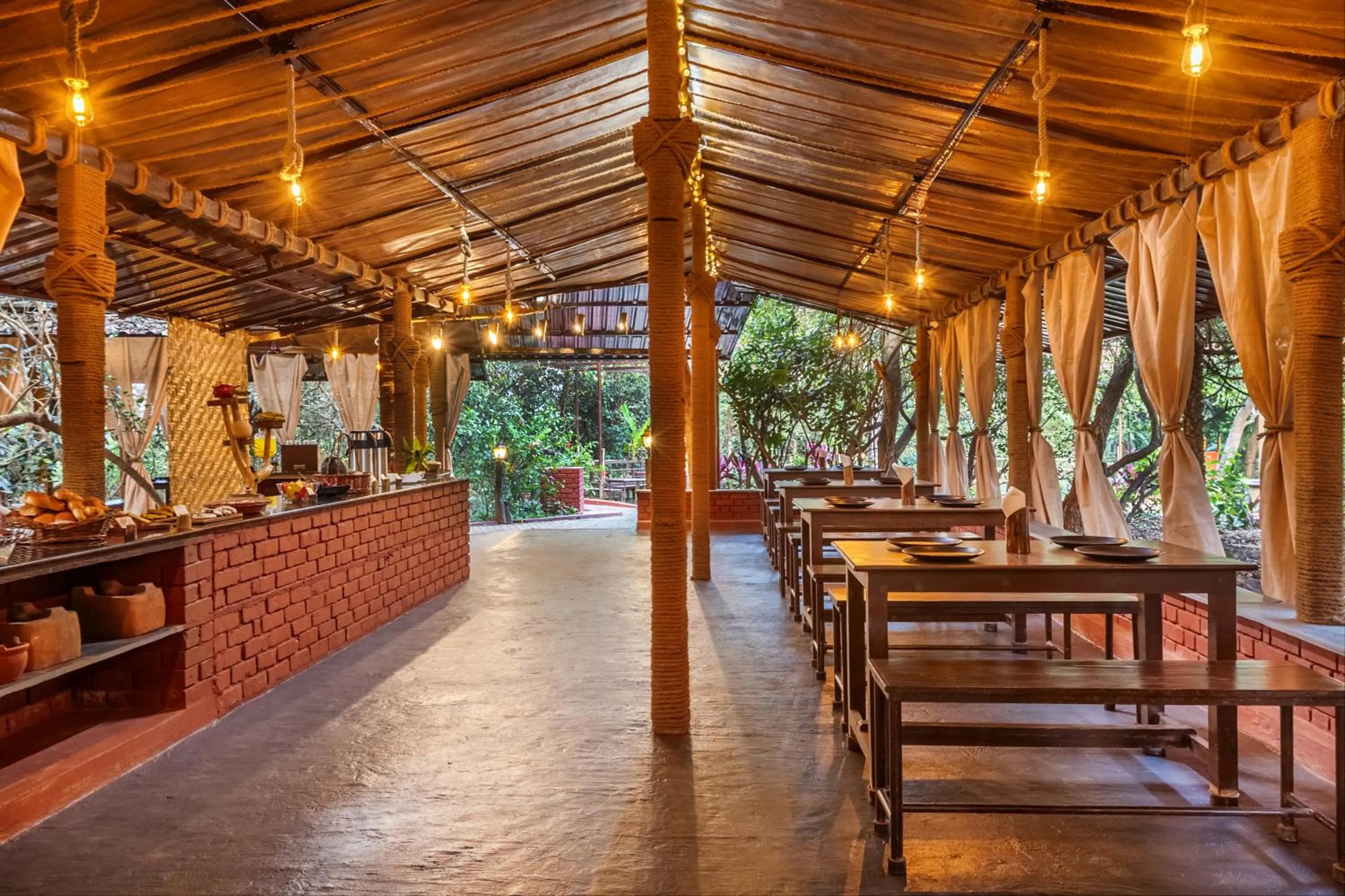 Restaurant/places to eat in Nature Trails Rock Valley, Goa