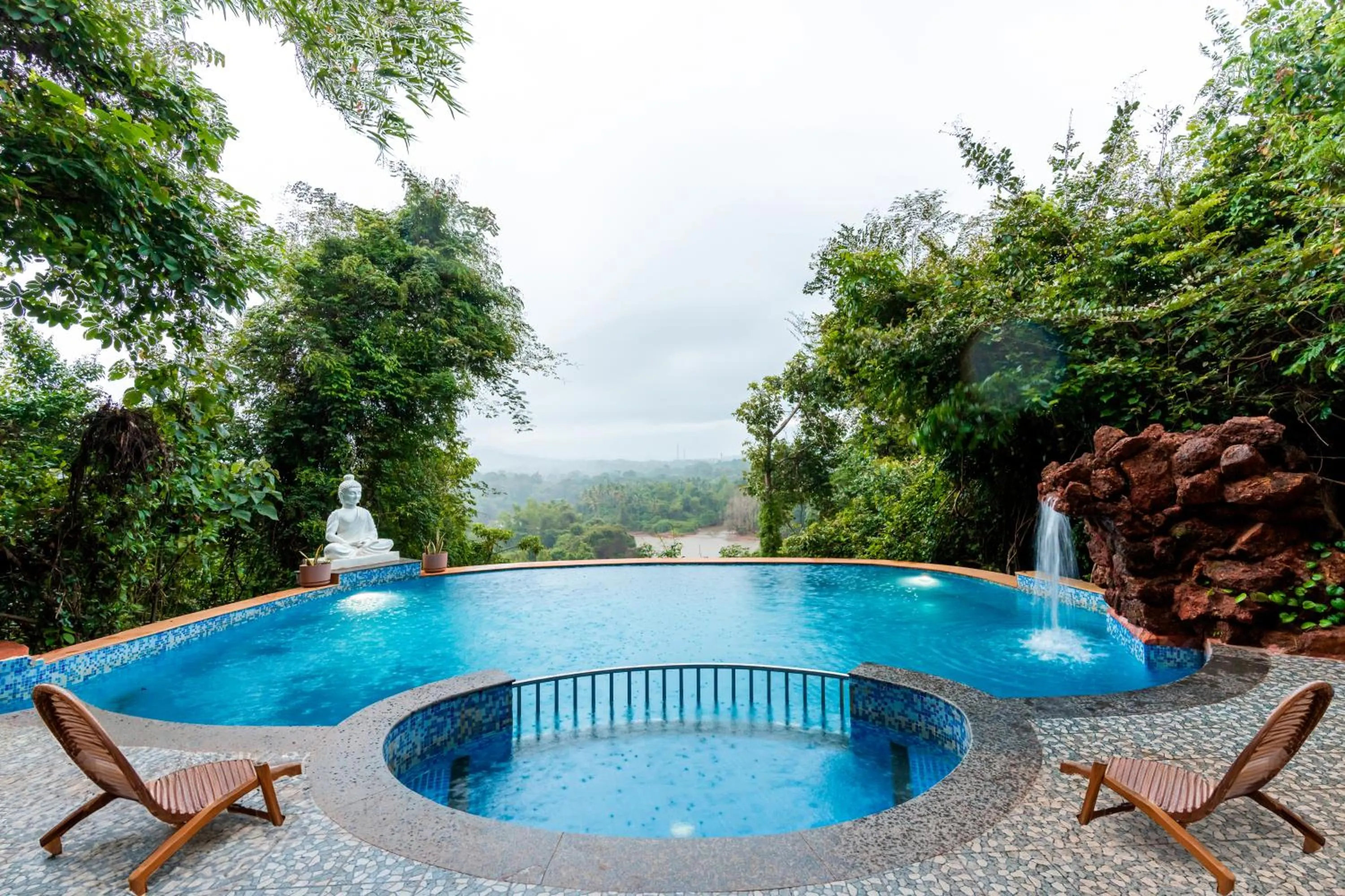 Swimming pool in Treebo Rock Valley
