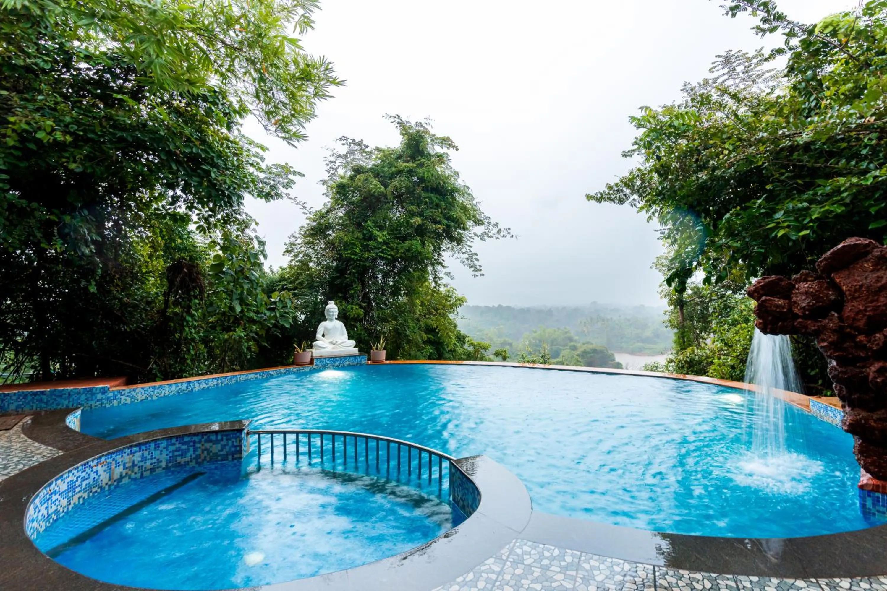 Swimming pool in Treebo Rock Valley
