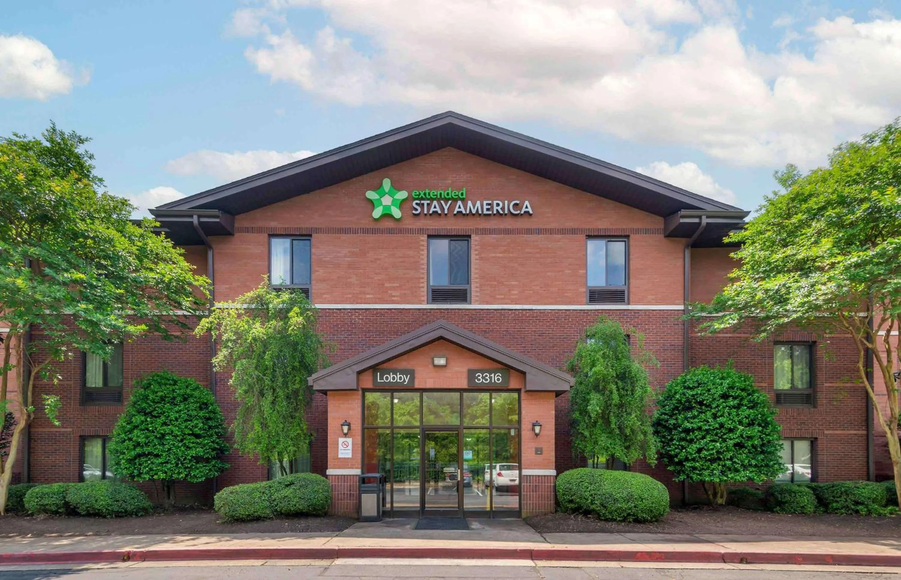 Property building in Extended Stay America Select Suites - Atlanta - Kennesaw Chastain Rd