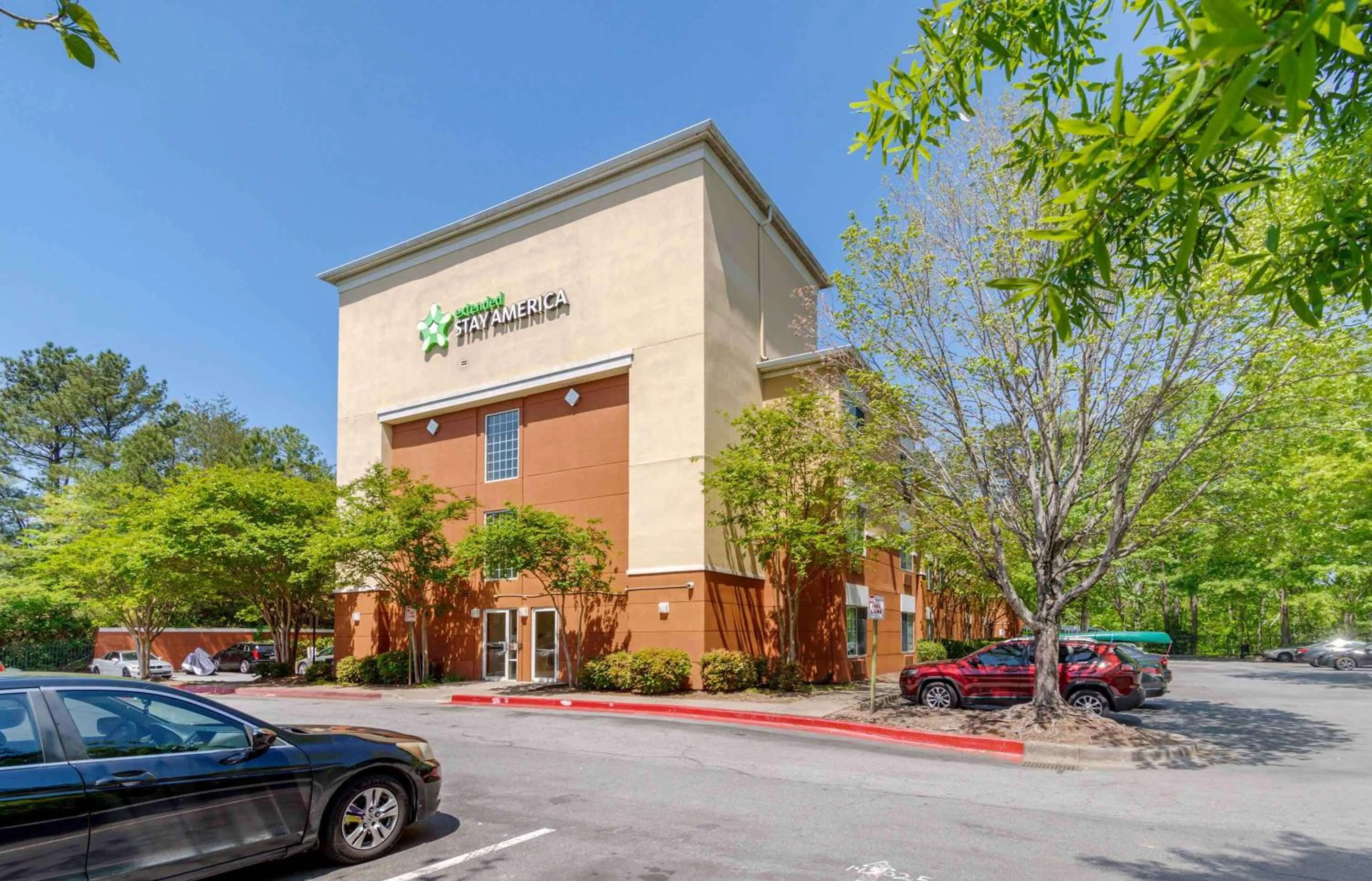 Property building in Extended Stay America Suites - Atlanta - Marietta - Powers Ferry Rd