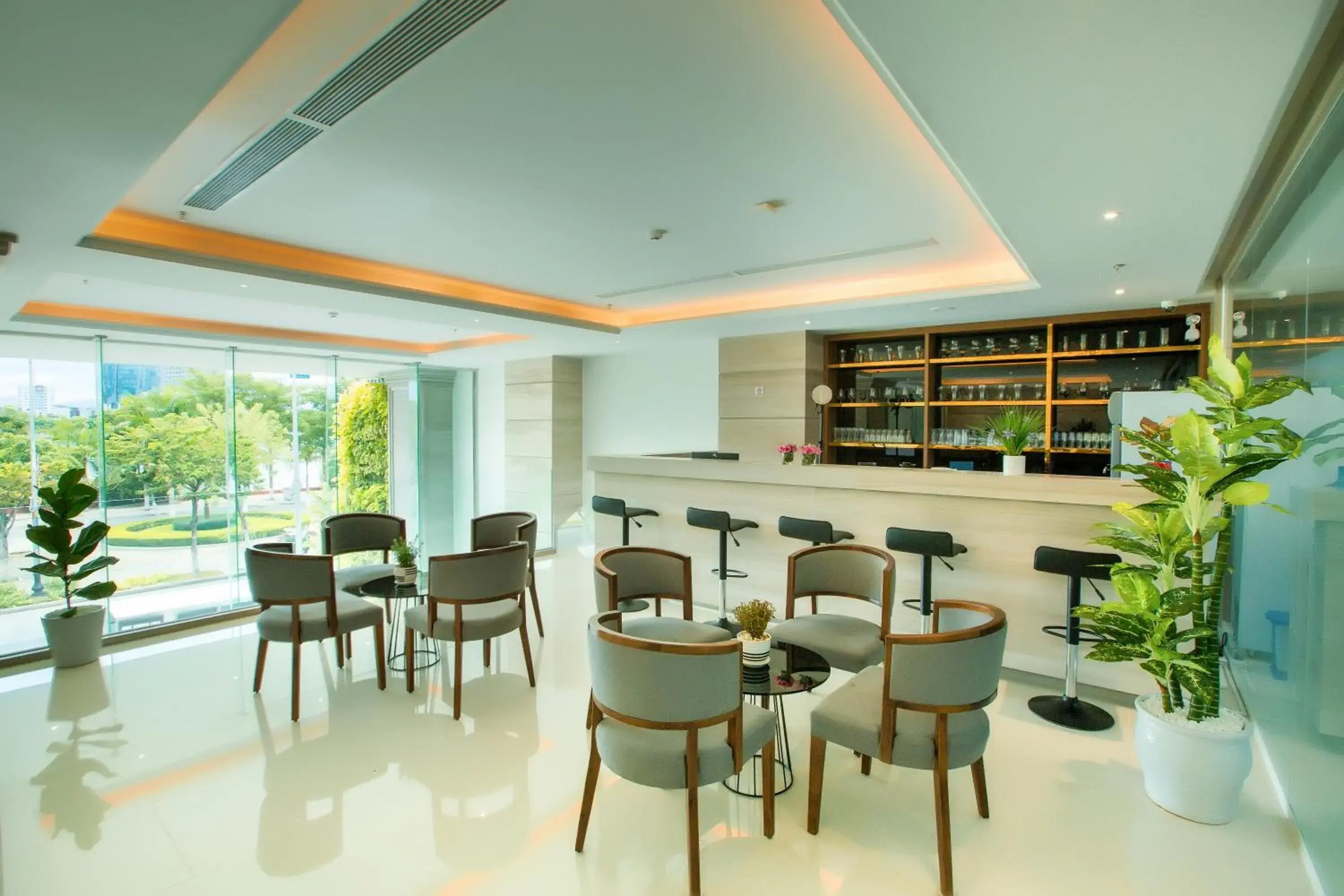 Lounge or bar in Glamour Hotel Da Nang Lounge or bar in Glamour Hotel Da Nang