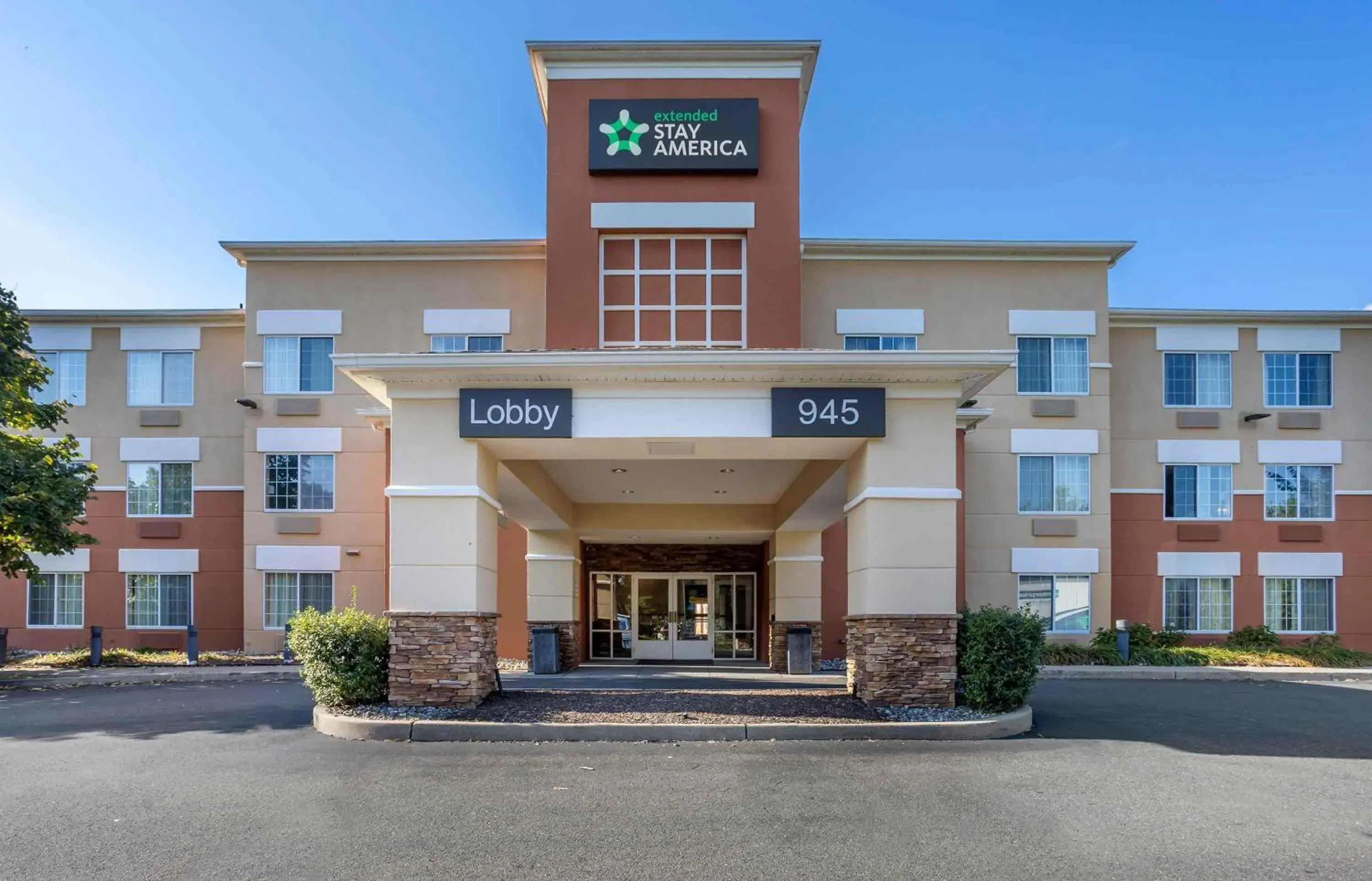 Property building in Extended Stay America Suites - Shelton - Fairfield County Property building in Extended Stay America Suites - Shelton - Fairfield County