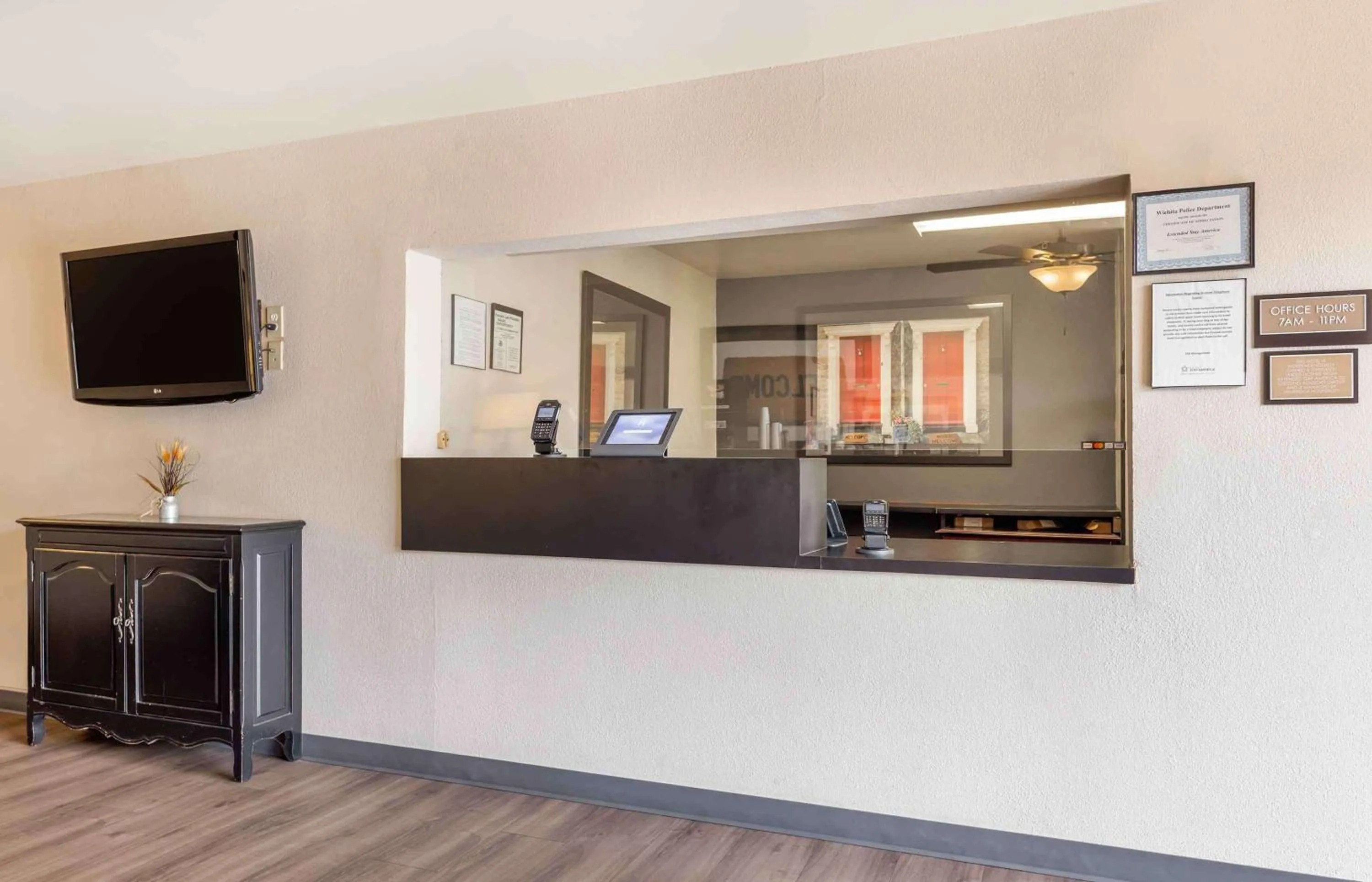 Lobby or reception in Extended Stay America Suites - Wichita - East
