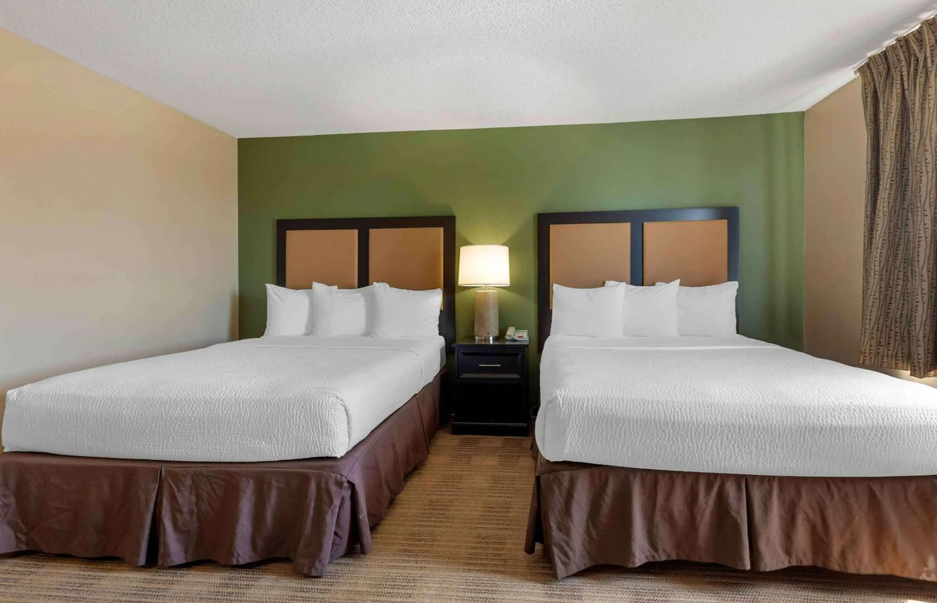 Bedroom, Bed in Extended Stay America Suites - Wichita - East Bedroom, Bed in Extended Stay America Suites - Wichita - East