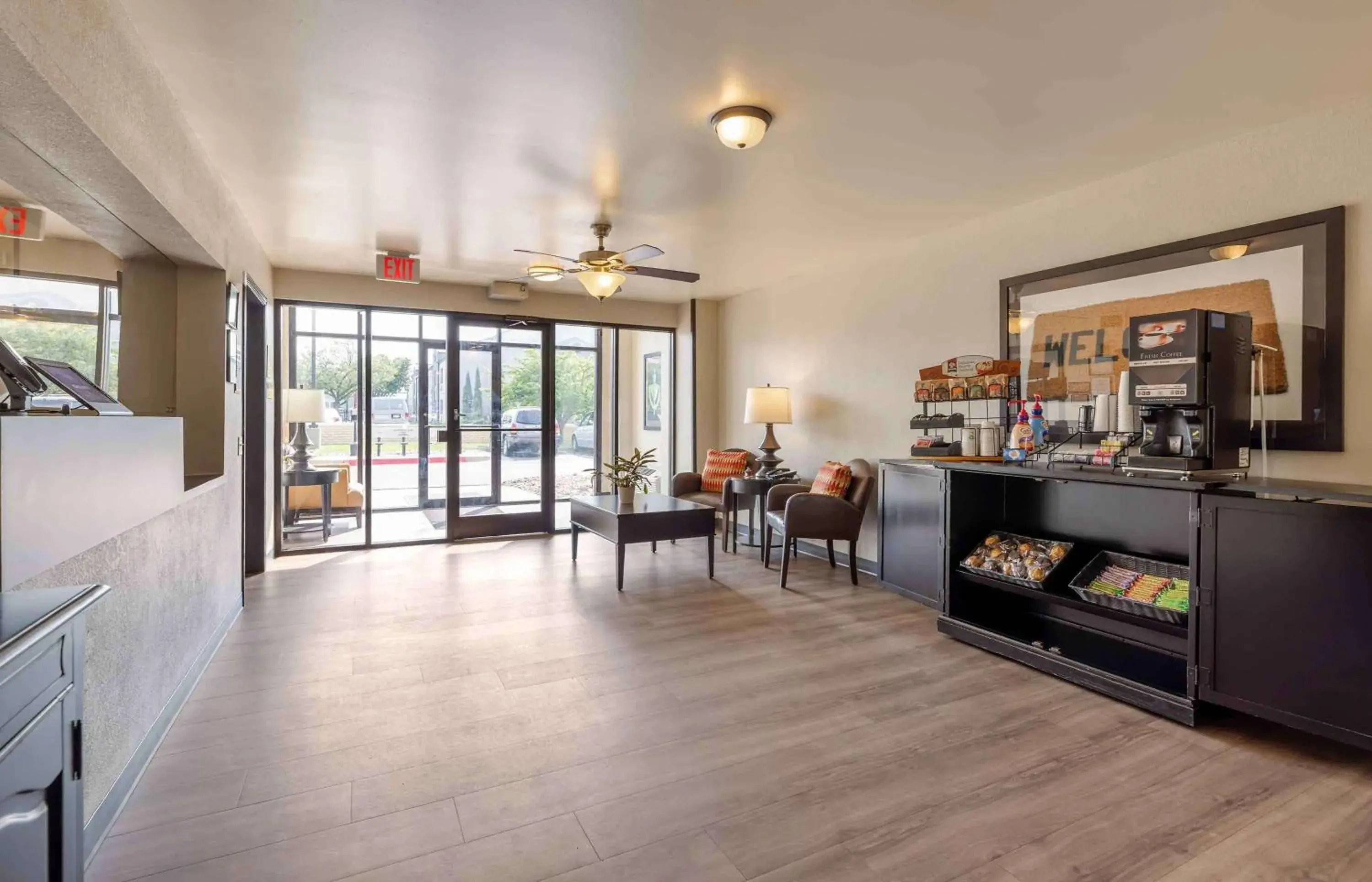 Lobby or reception in Extended Stay America Suites - Wichita - East Lobby or reception in Extended Stay America Suites - Wichita - East