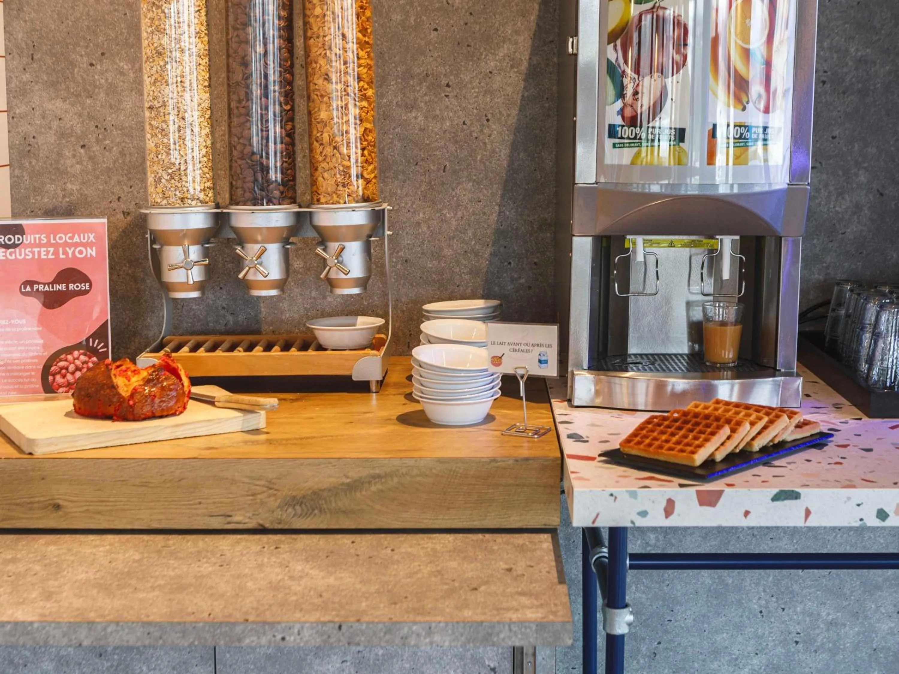 Breakfast in ibis budget Lyon Villeurbanne