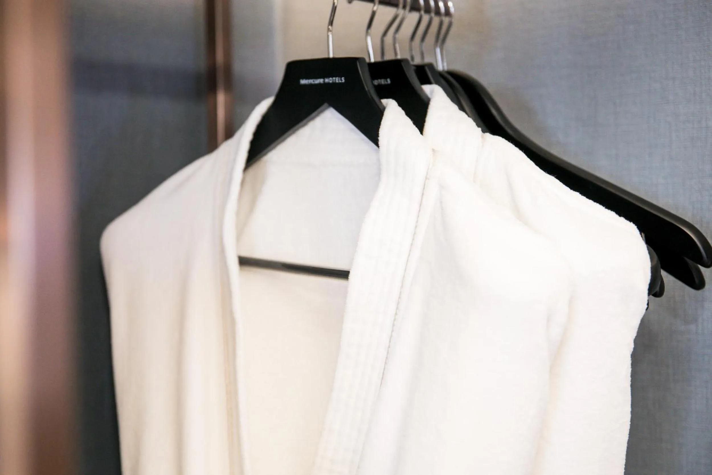 wardrobe in Mercure Xi'an Qujiang