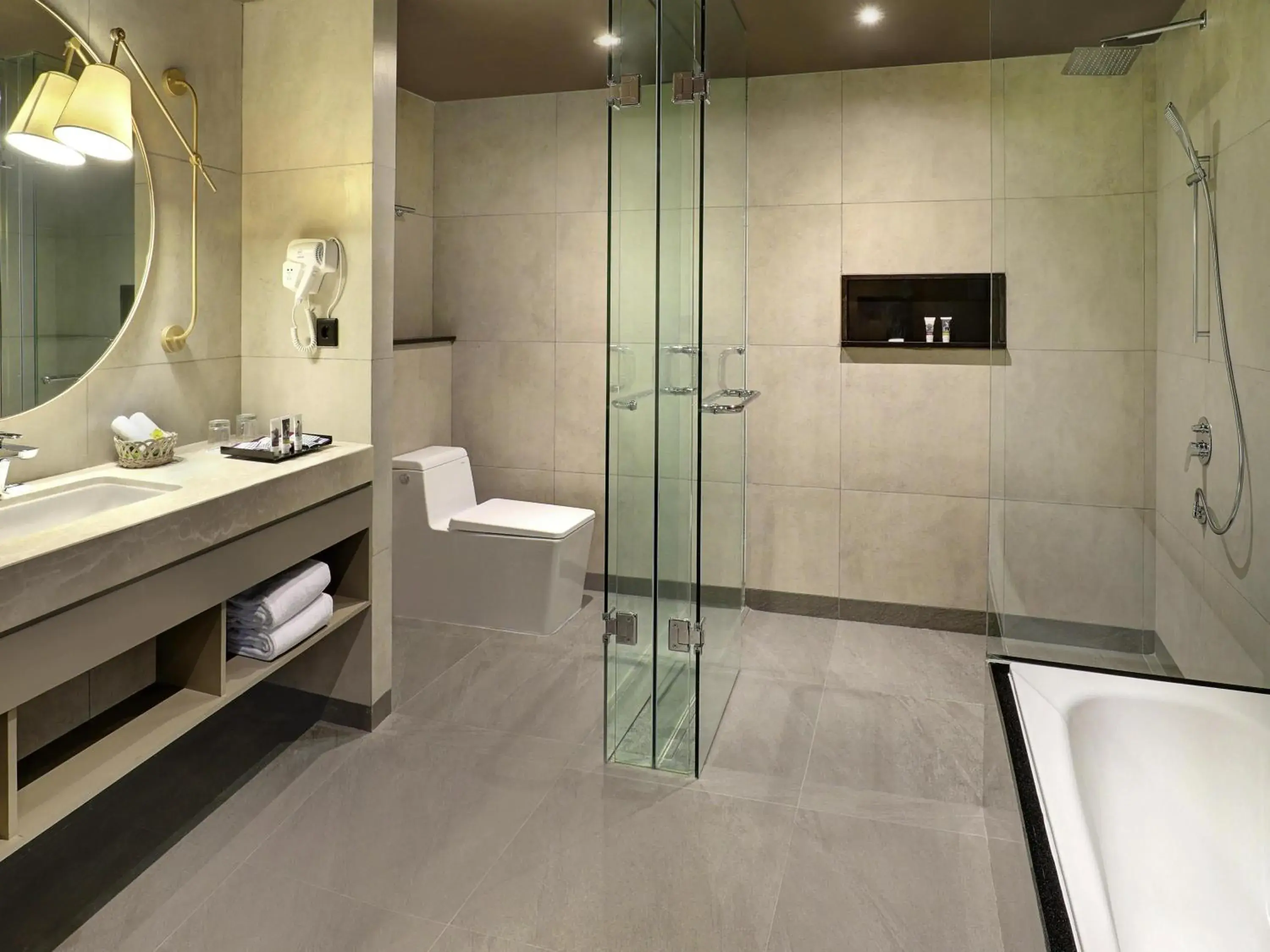 Bedroom in Mercure Makassar Nexa Pettarani Bedroom in Mercure Makassar Nexa Pettarani