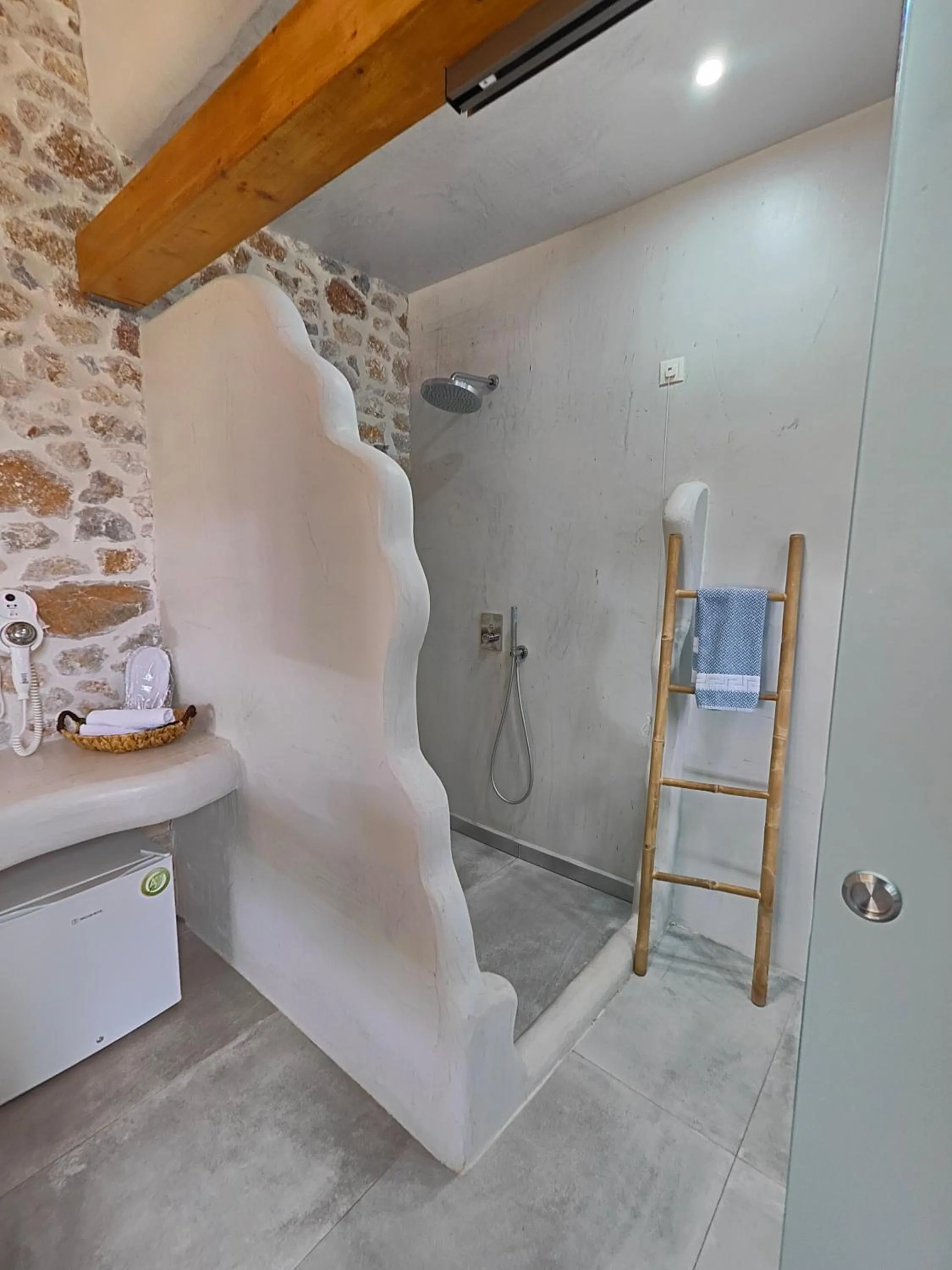 Agorastos Luxury Living