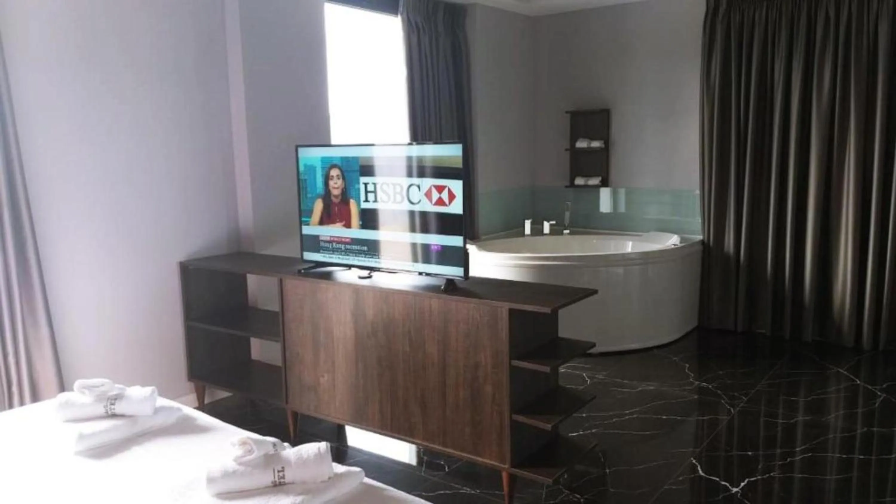 Hot Tub in A&G HOTEL