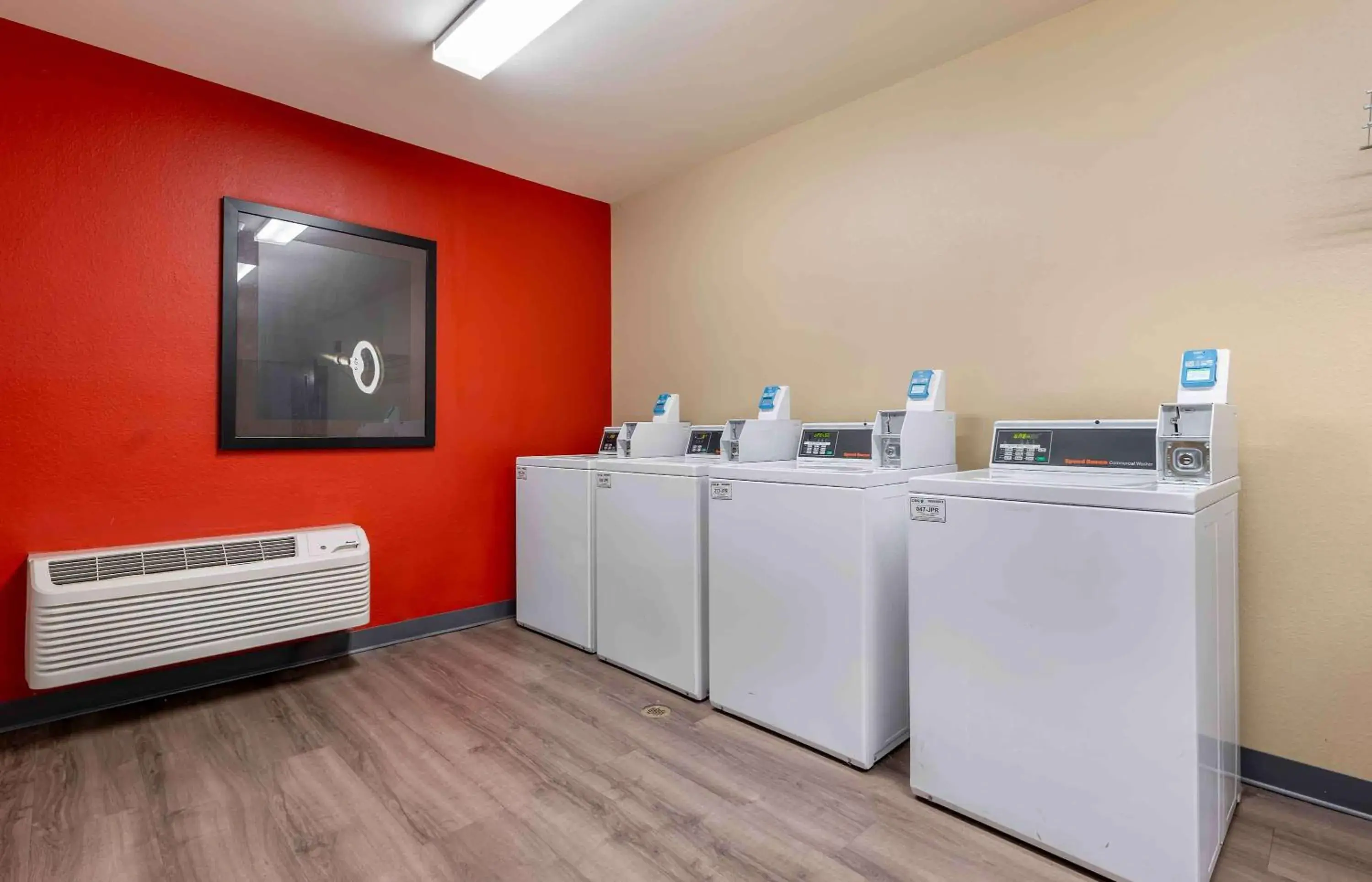 Property building in Extended Stay America Suites - Bloomington - Normal Property building in Extended Stay America Suites - Bloomington - Normal