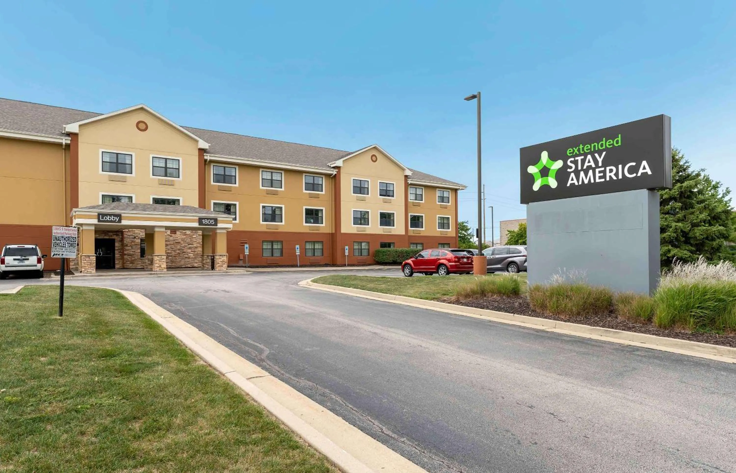 Property building in Extended Stay America Suites - Bloomington - Normal