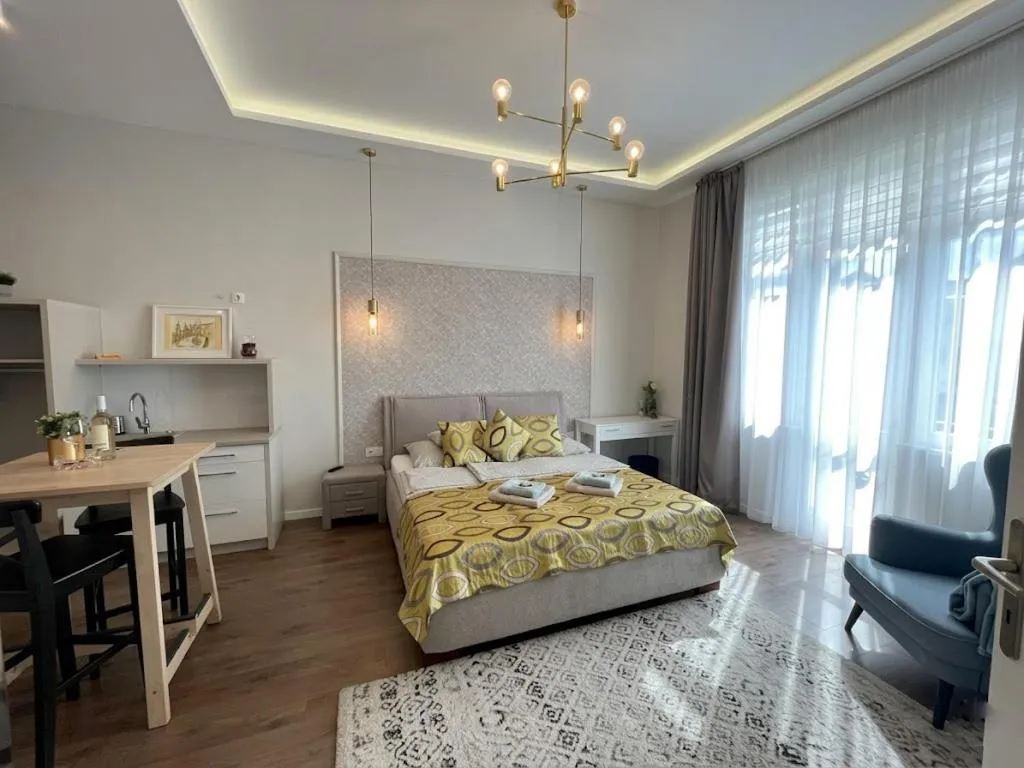 Bed in Visit Debrecen Apartman