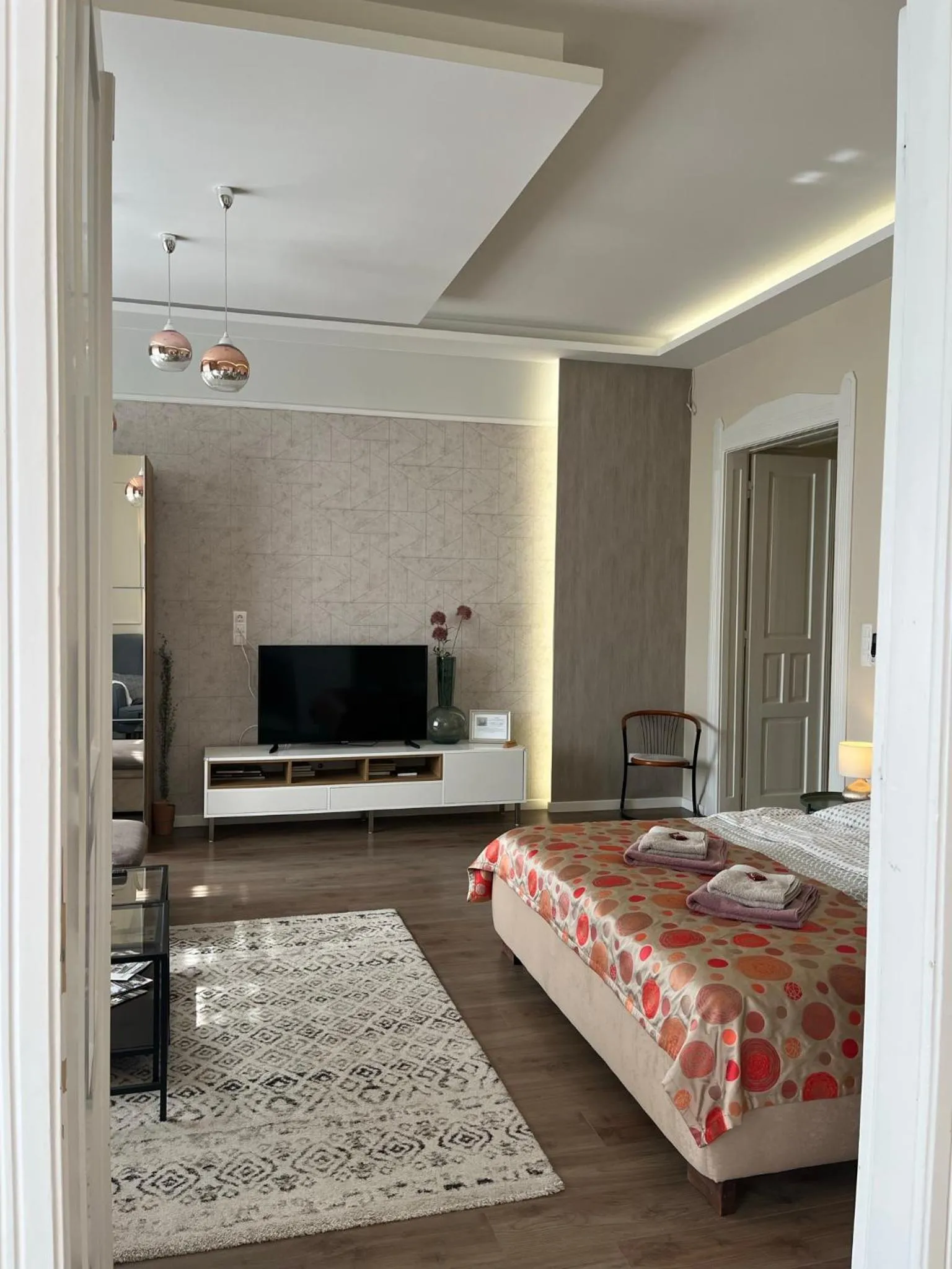 Bed in Visit Debrecen Apartman