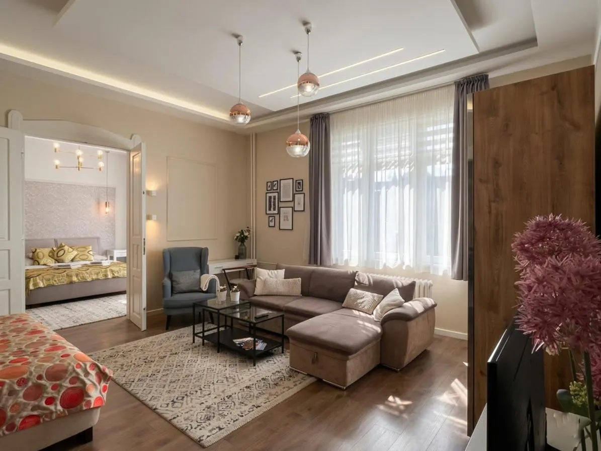 Bed in Visit Debrecen Apartman