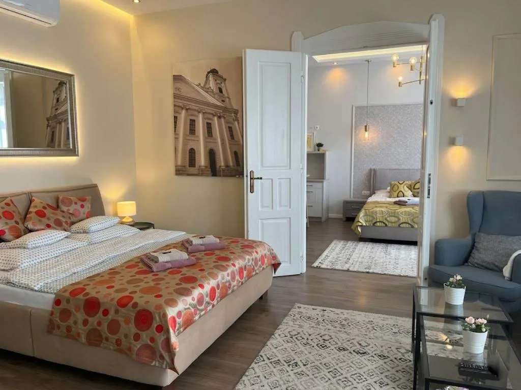Bed in Visit Debrecen Apartman