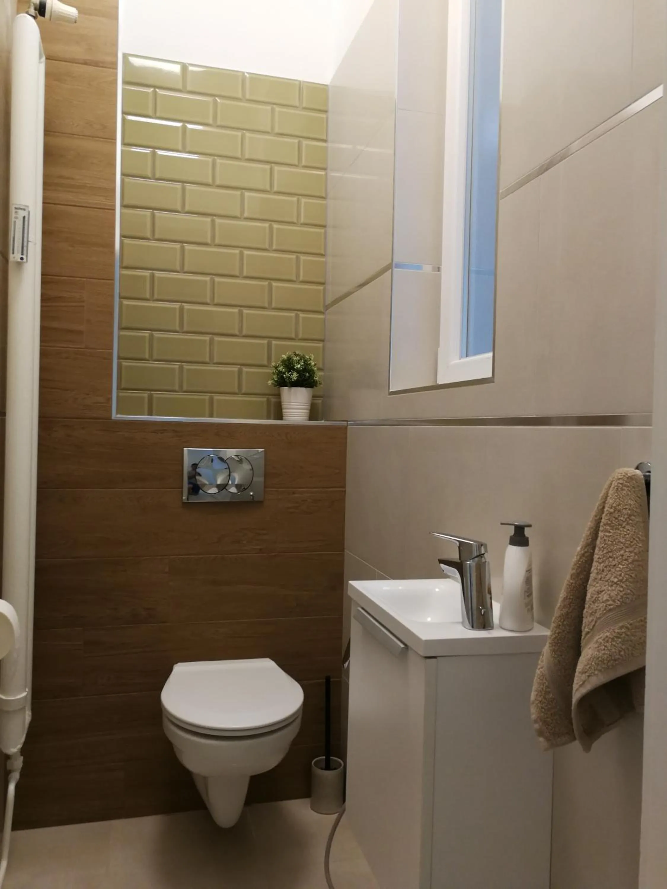 Toilet in Visit Debrecen Apartman