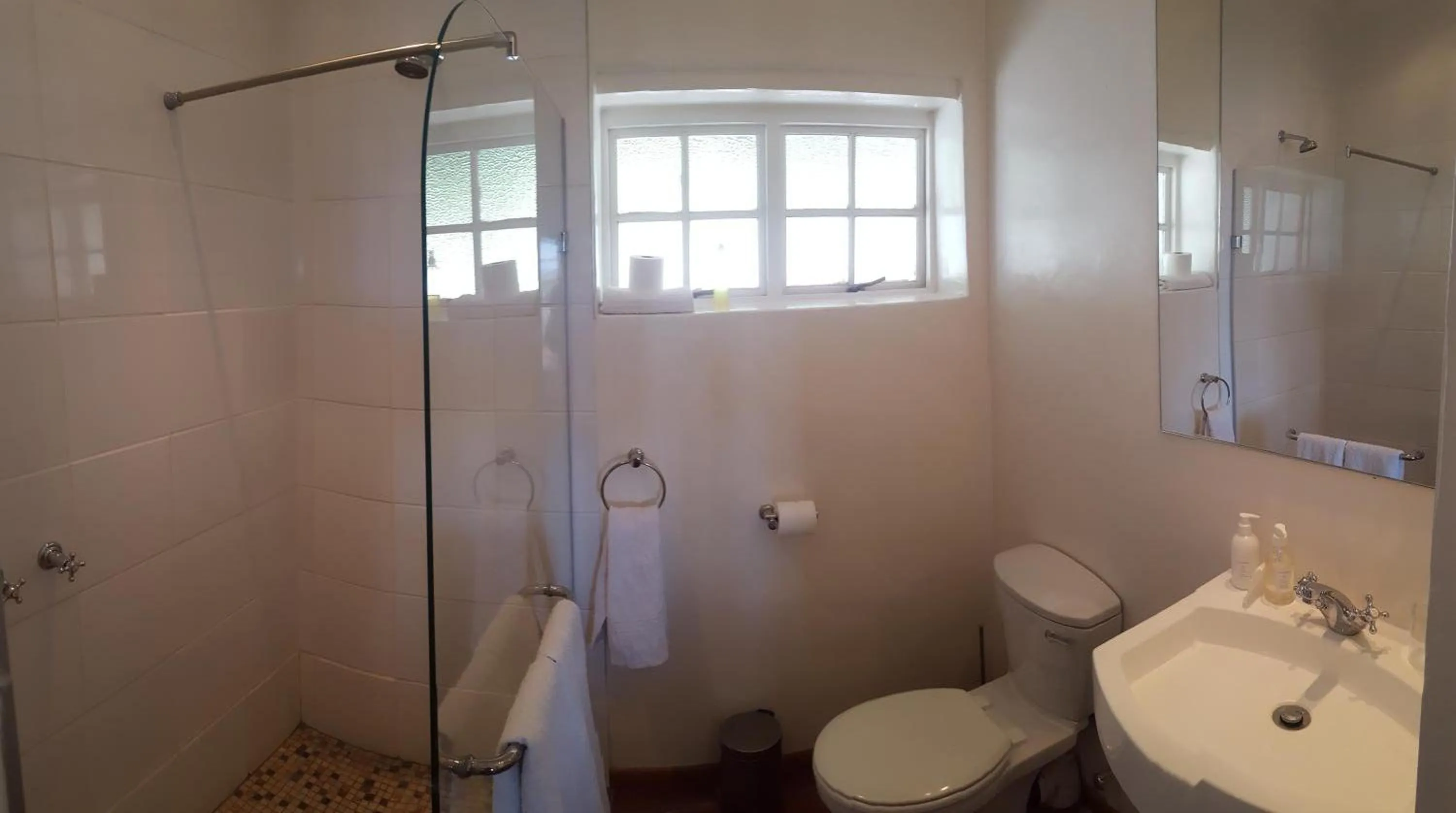 Shower in Lemoenfontein