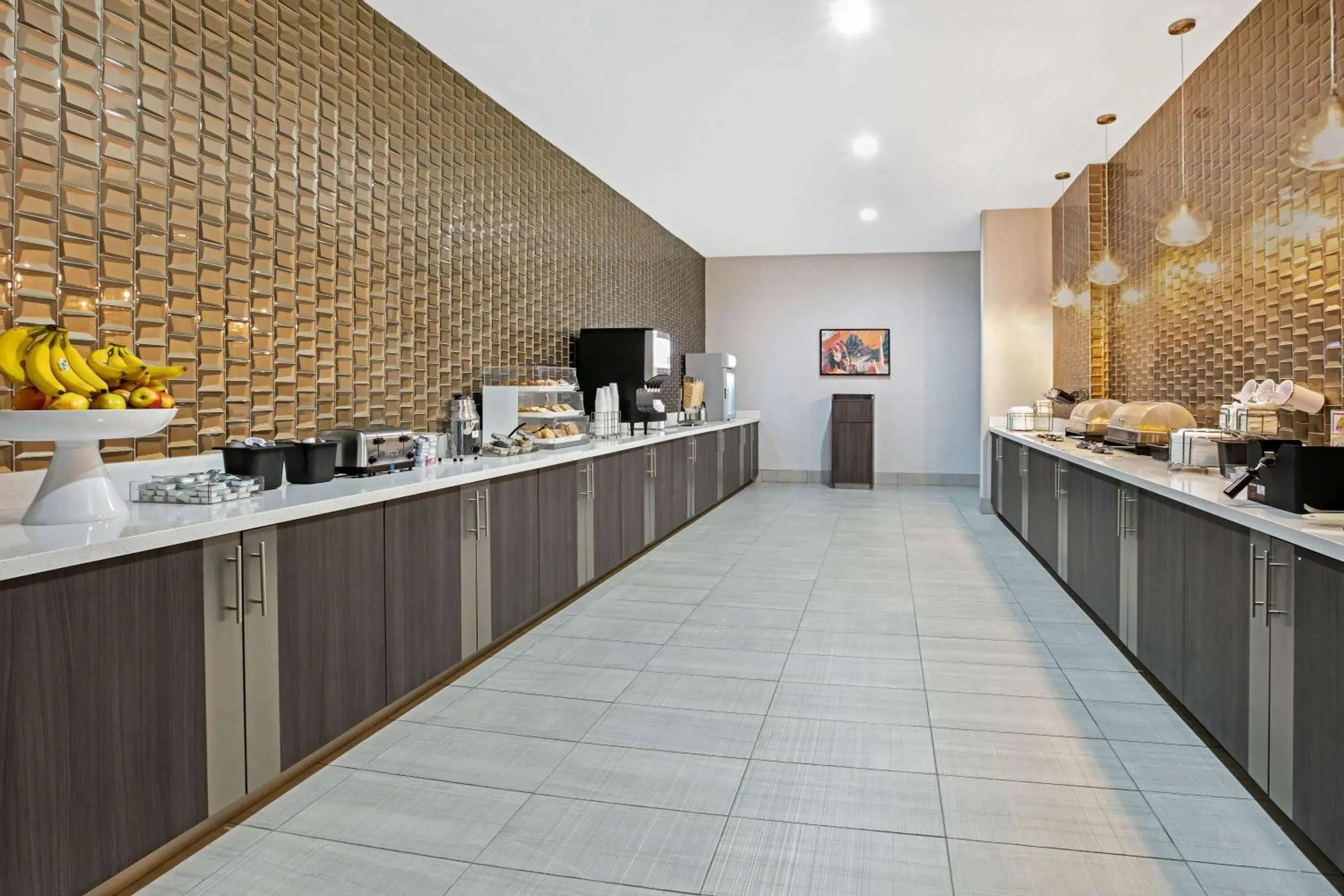 Restaurant/places to eat in La Quinta Inn & Suites DFW West-Glade-Parks Restaurant/places to eat in La Quinta Inn & Suites DFW West-Glade-Parks