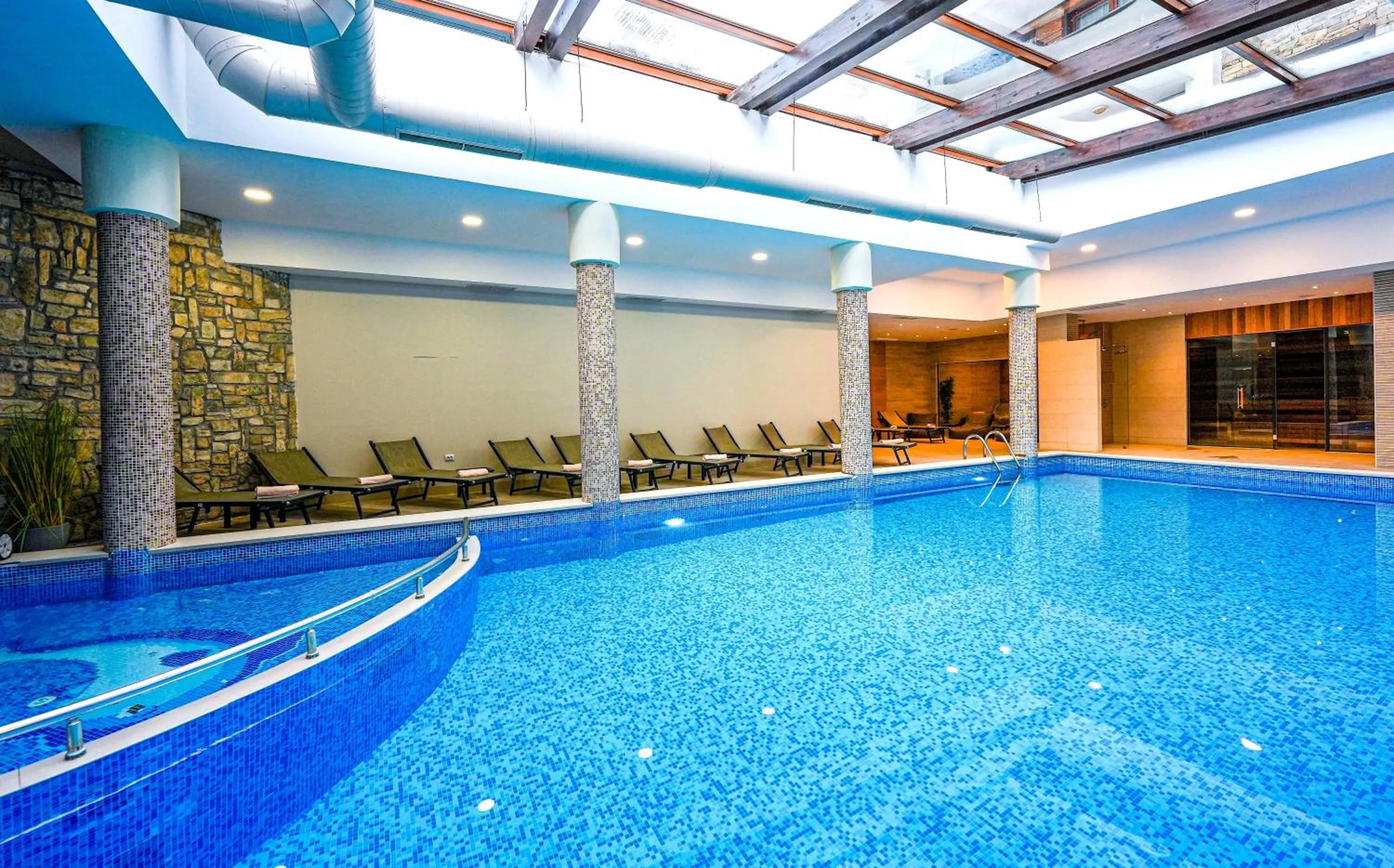 Pool view in Predela LUX Aparthotel