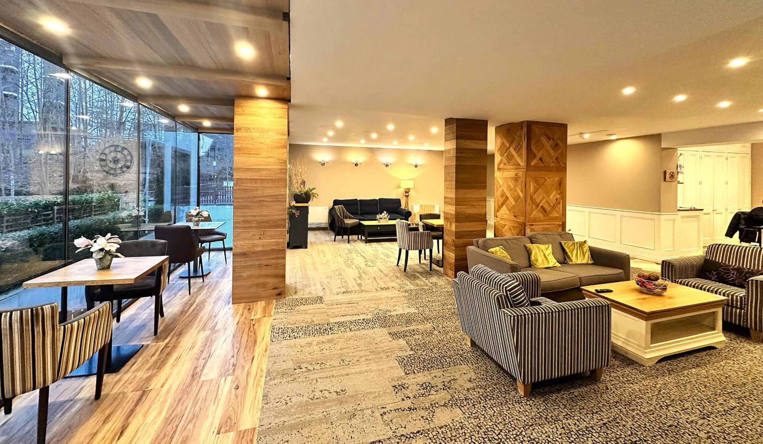 Lobby or reception in Predela LUX Aparthotel