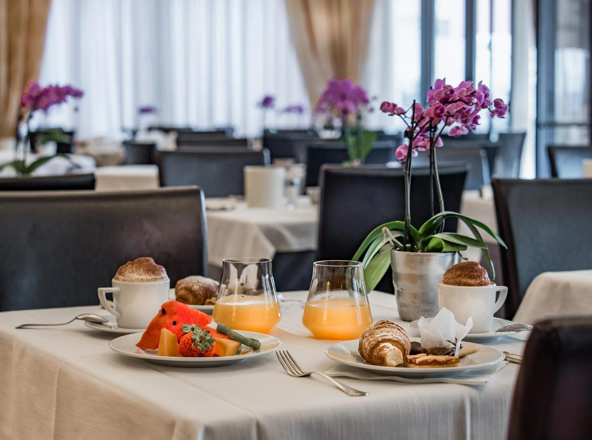 Buffet breakfast in Hotel Ligure