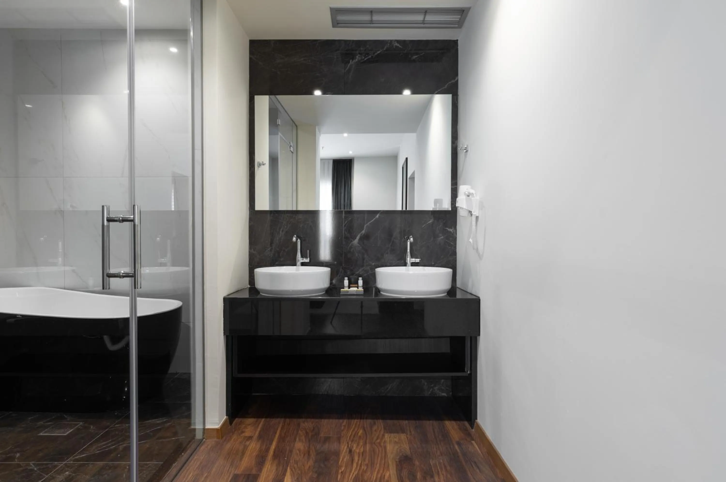Premium Park Hotel