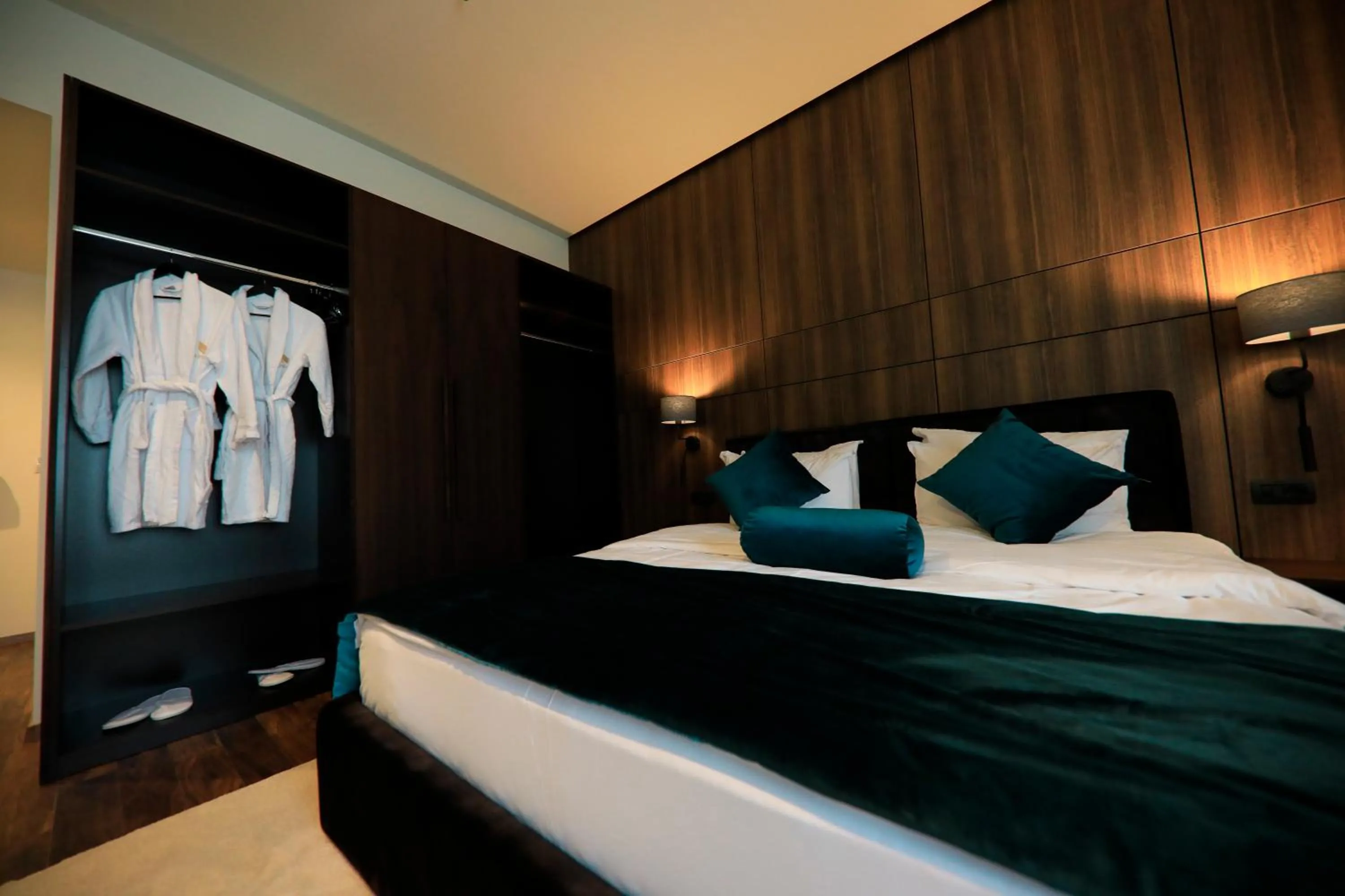 Bed in Premium Park Hotel