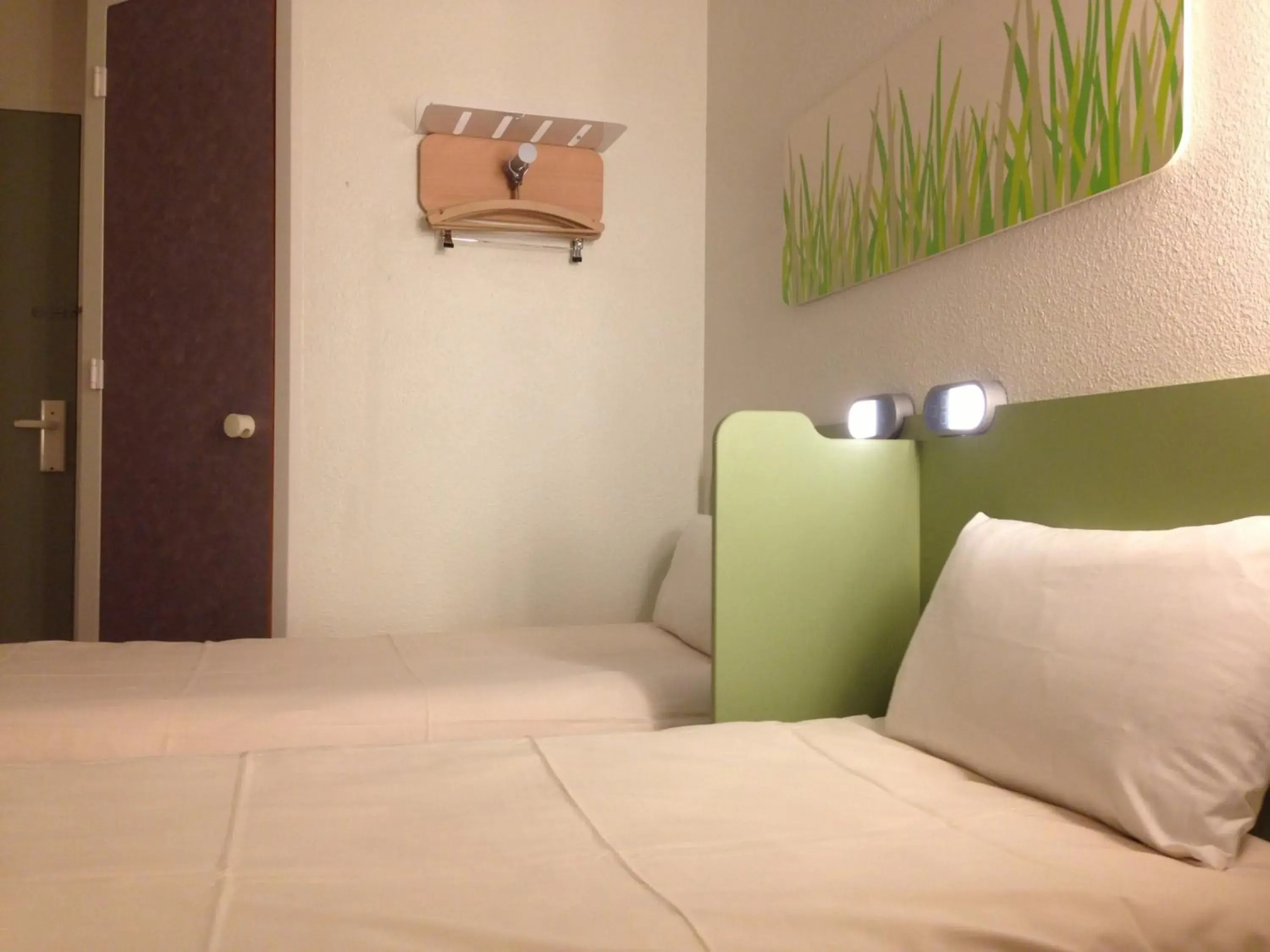 Bed in ibis Budget Caen Centre Gare Bed in ibis Budget Caen Centre Gare