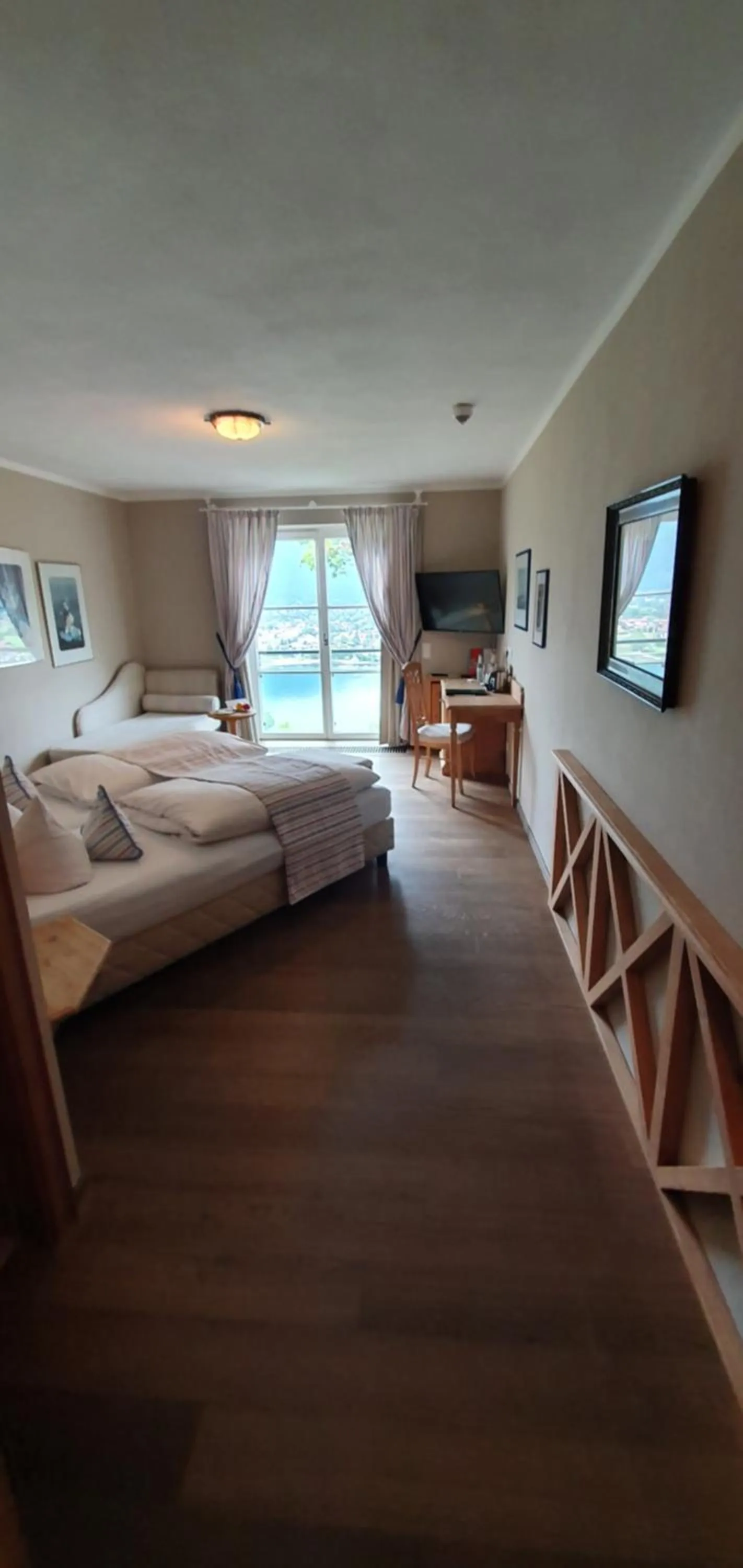 Bed in Hotel Leeberghof