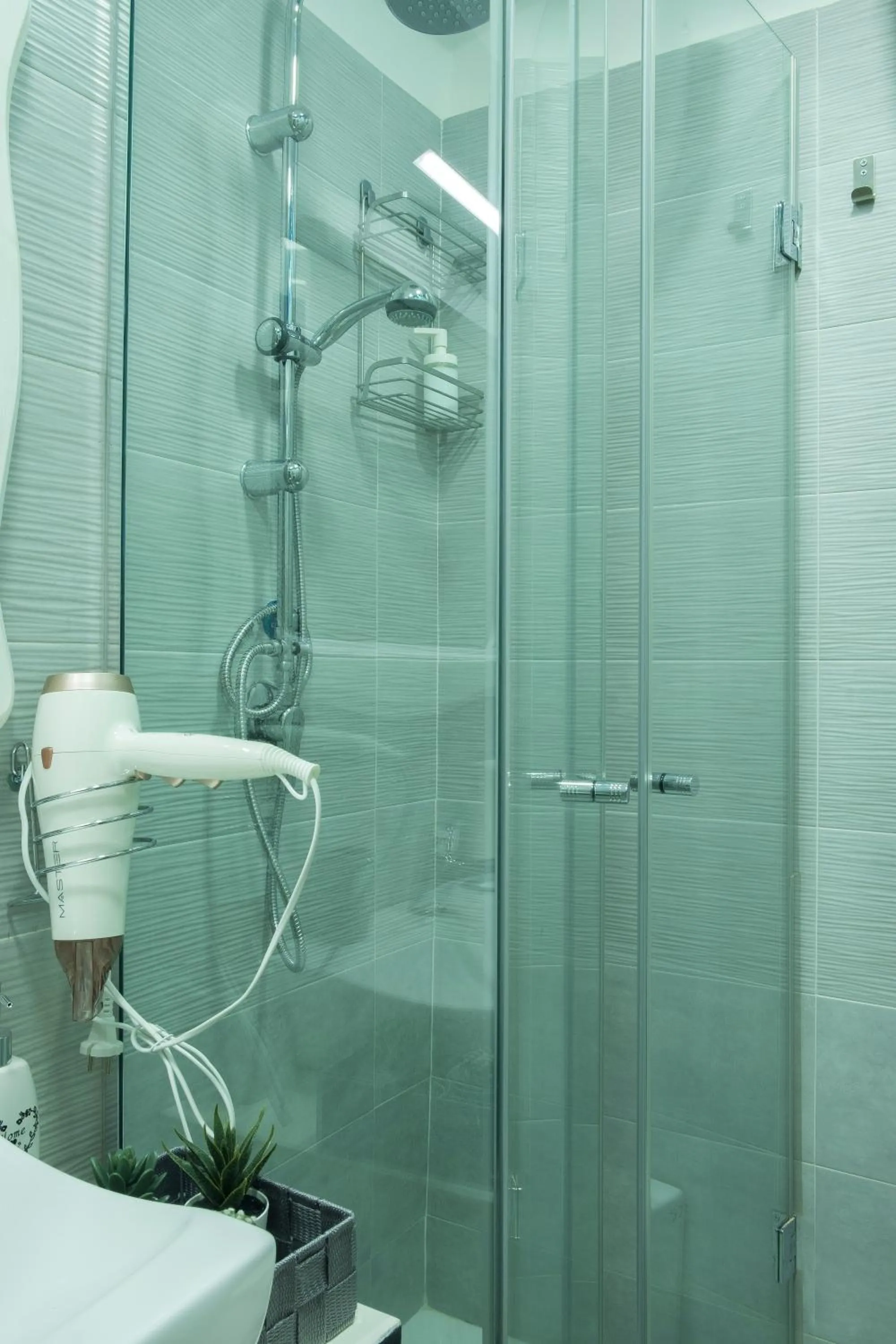 Shower in Little House Napoli