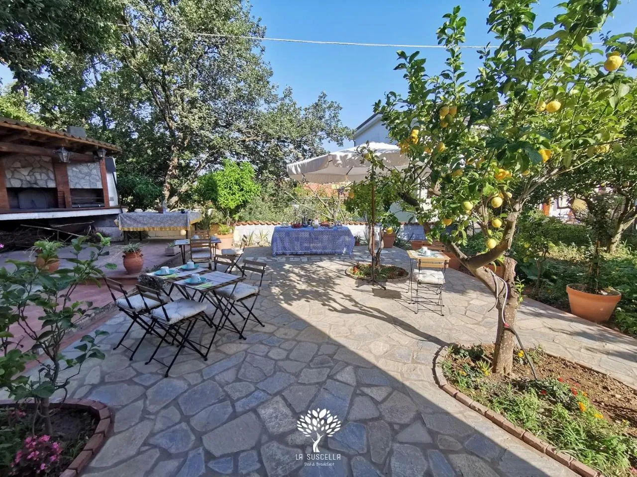 Patio in La Suscella Bed & Breakfast