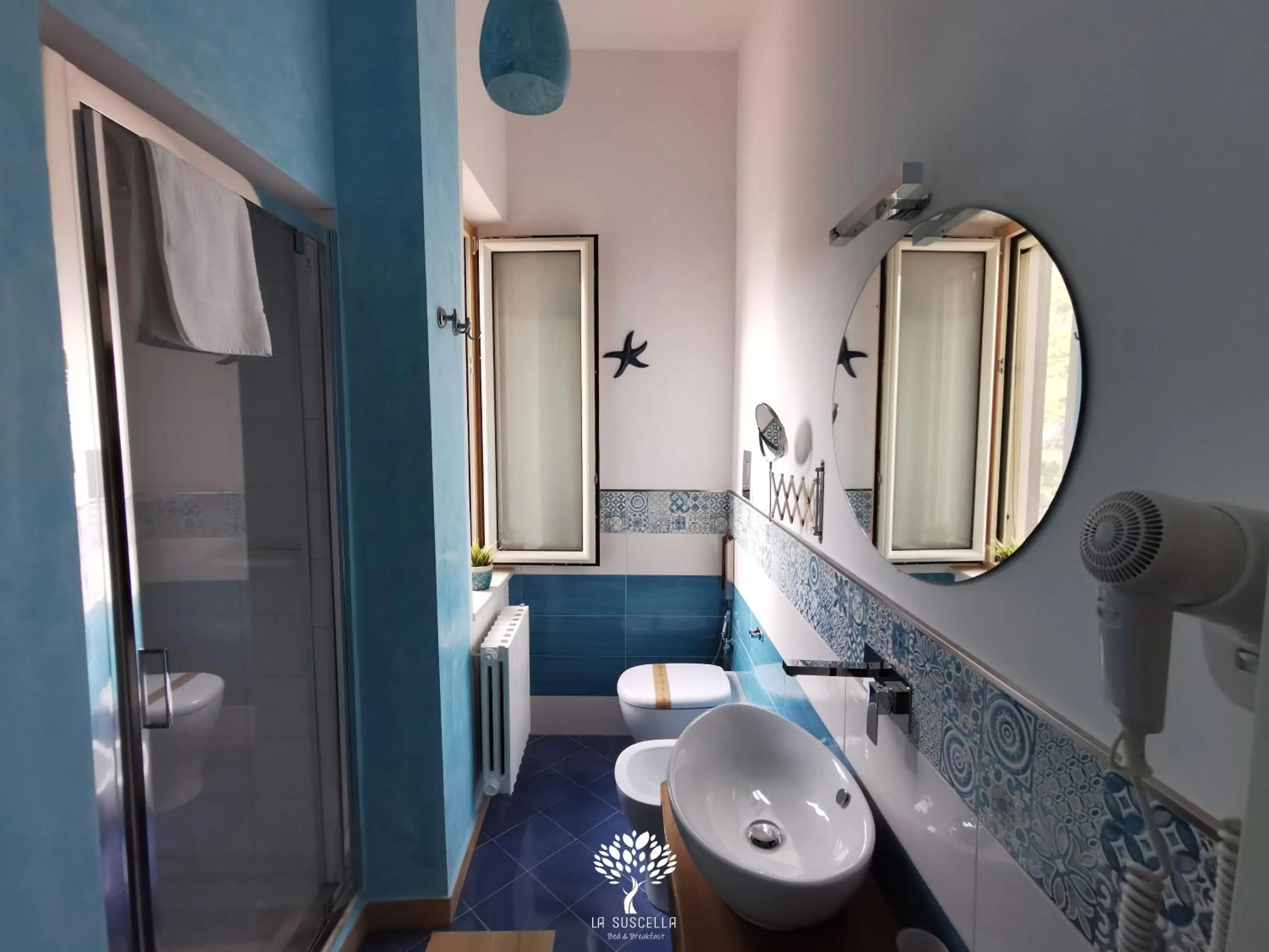 Bathroom in La Suscella Bed & Breakfast