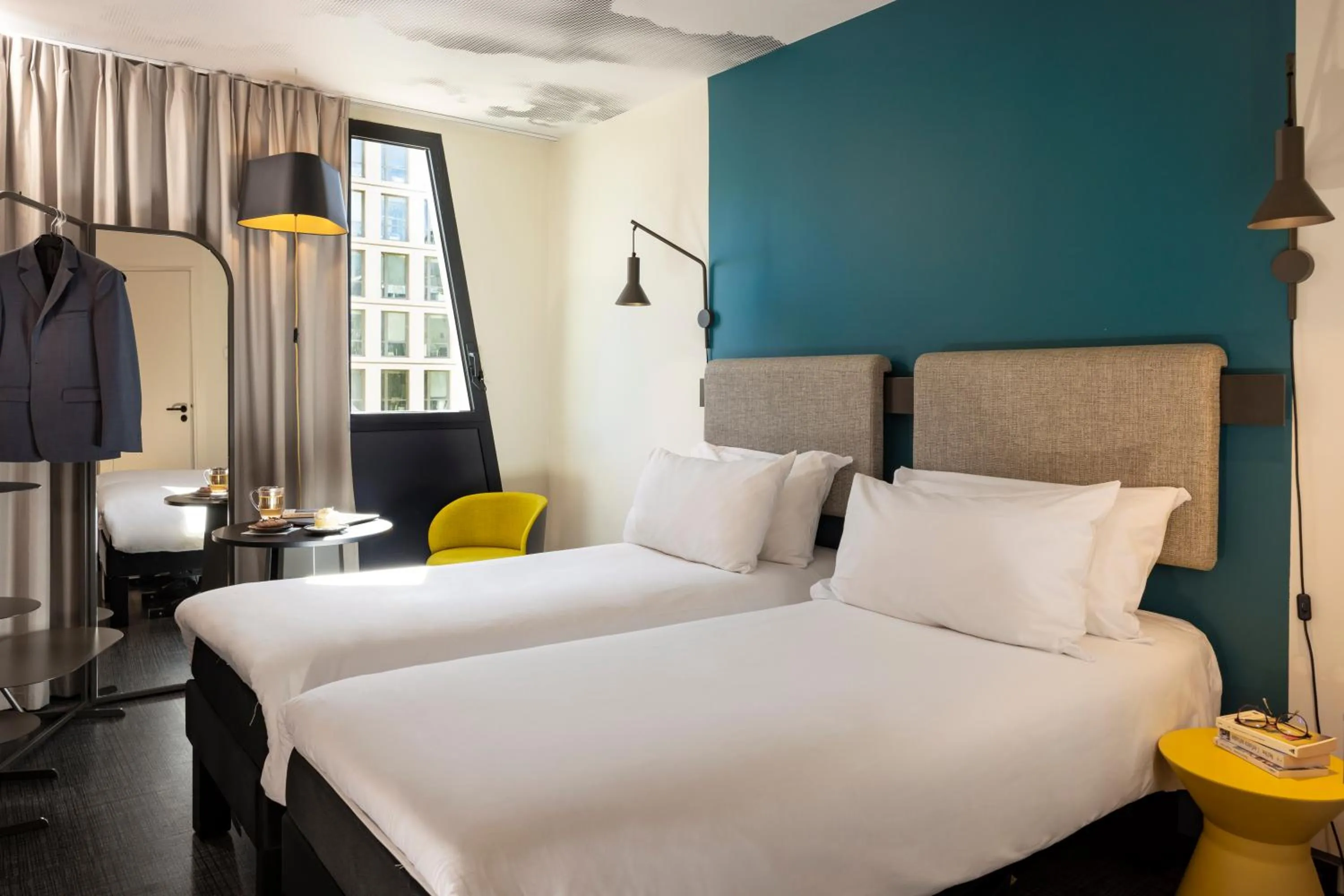 Bedroom, Bed in ibis Marseille Centre Euromed