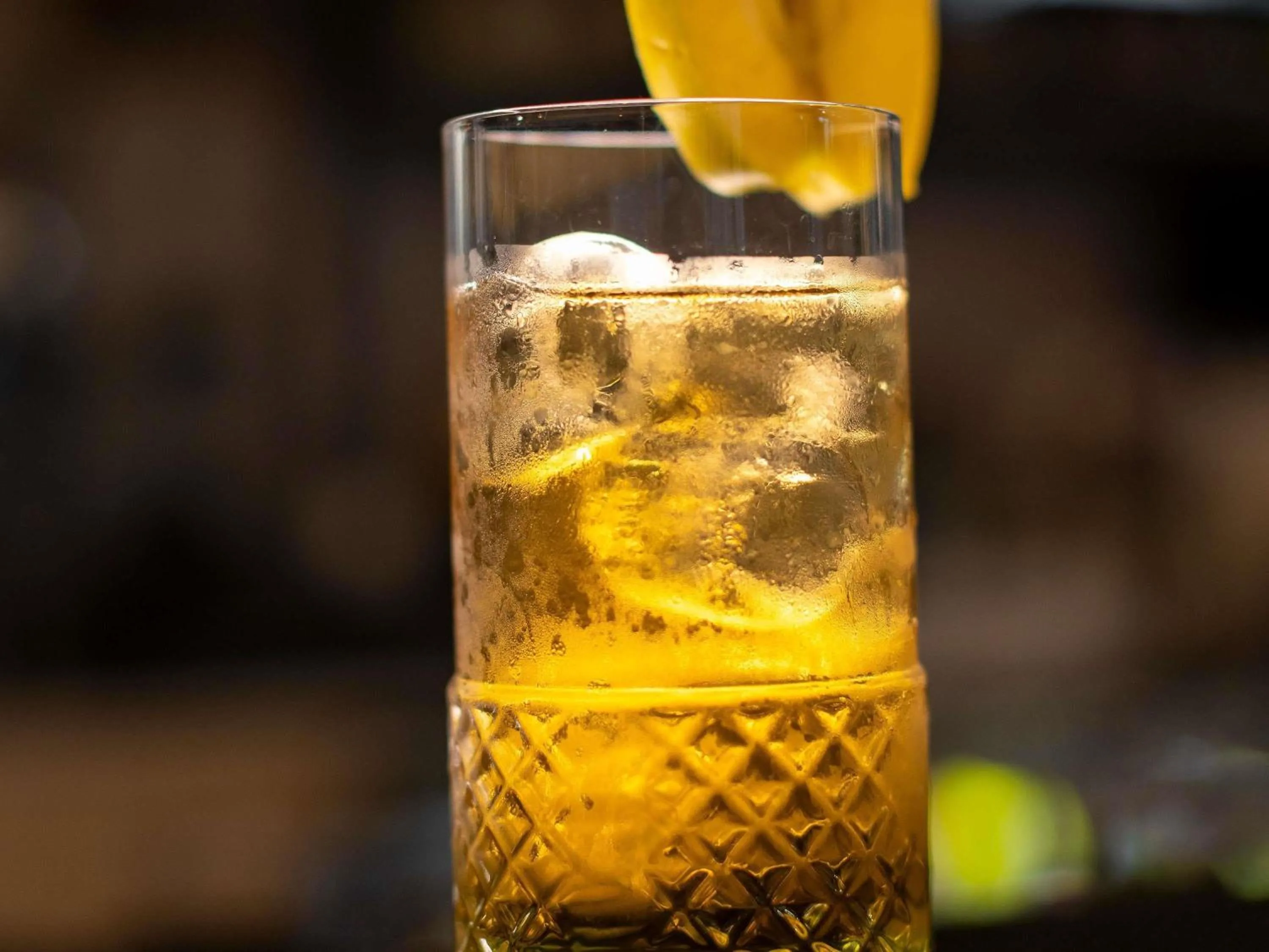 Lounge or bar in ibis Marseille Centre Euromed