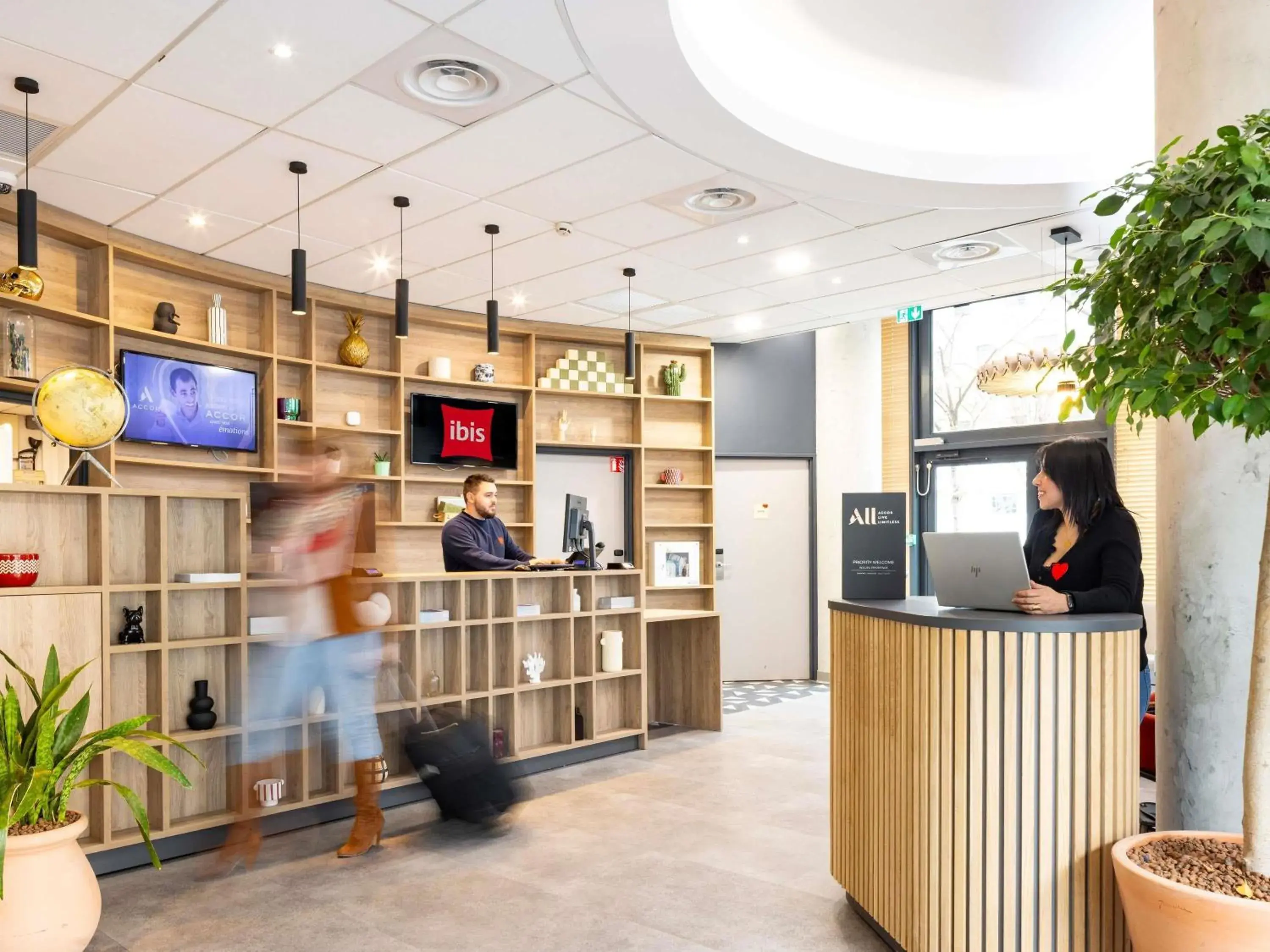 Property building in ibis Marseille Centre Euromed Property building in ibis Marseille Centre Euromed