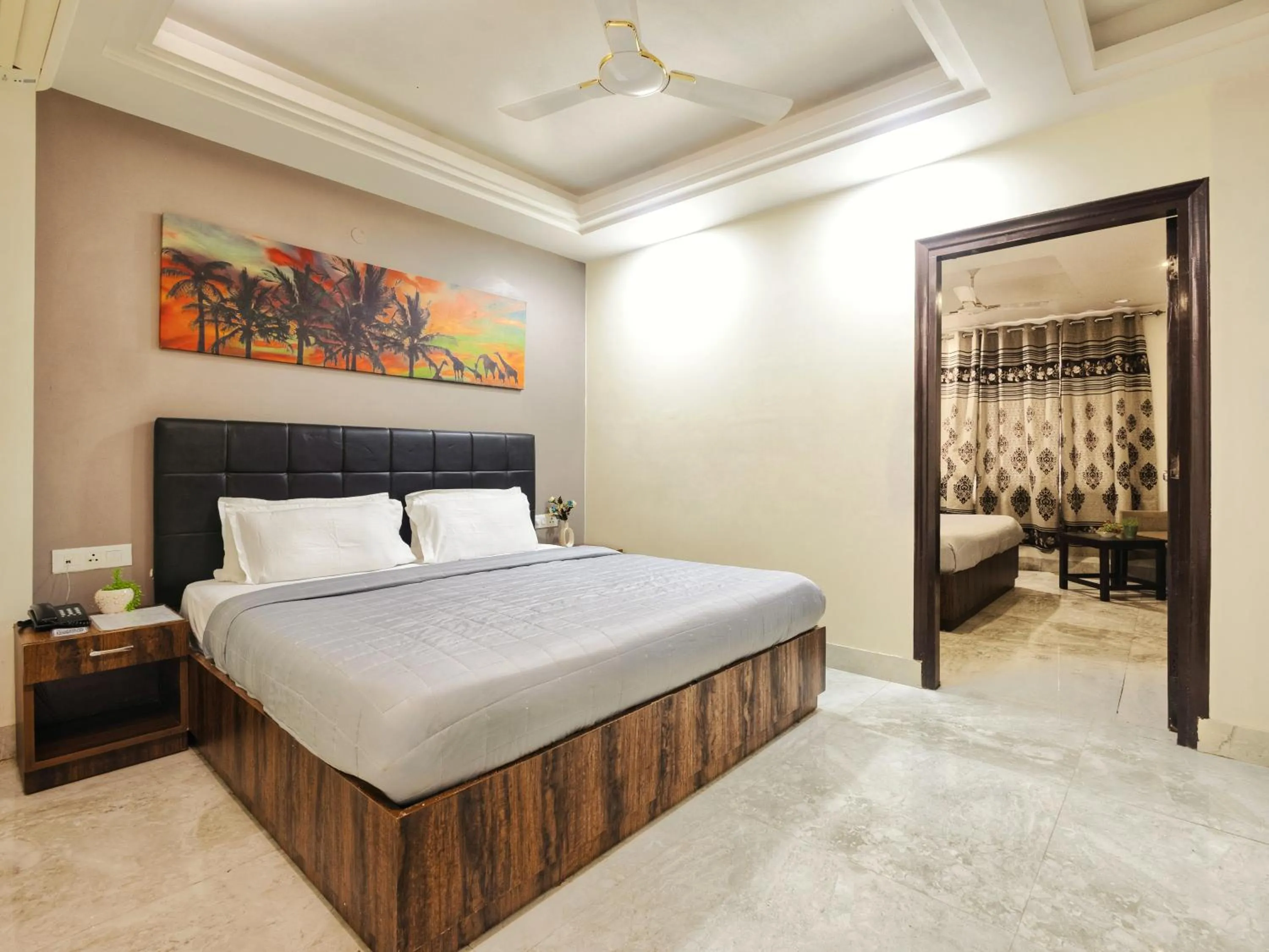 Bed in Hotel Aerocity Purple Orchid