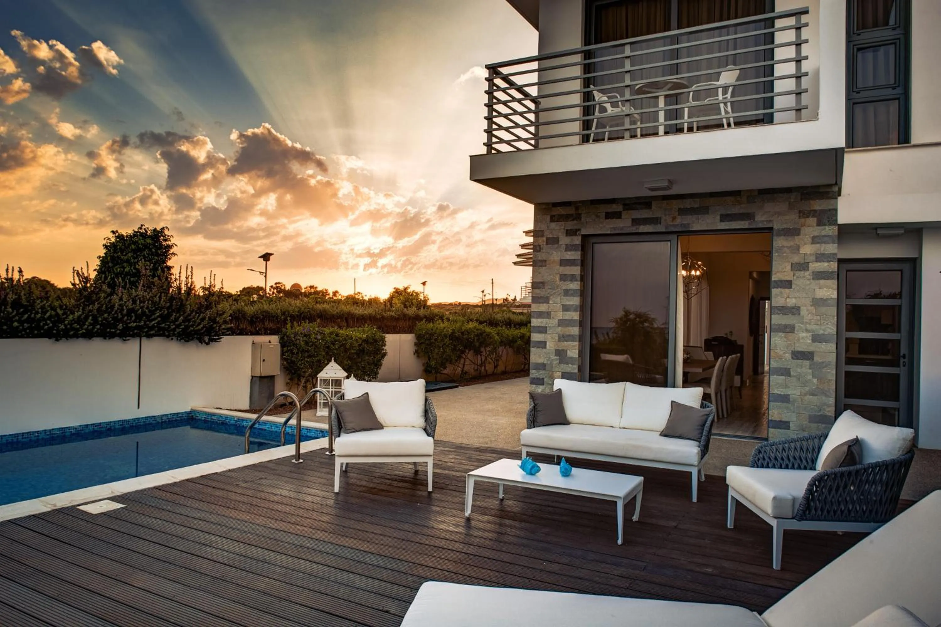 Patio in Atlantis Gardens